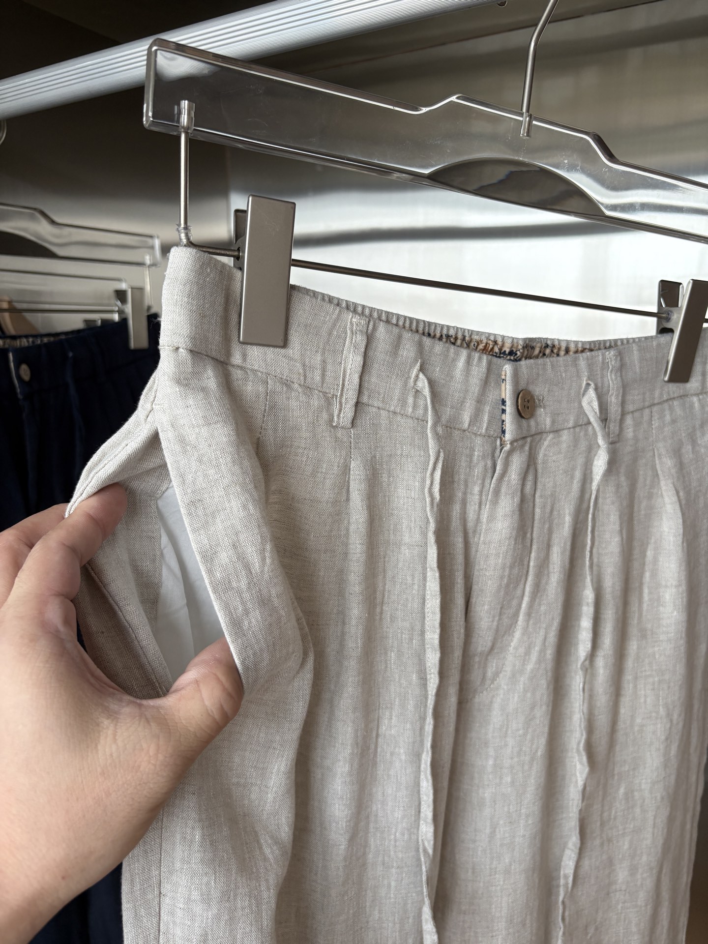 L、P春夏刺绣标识100 ％全麻时尚休闲裤 裤子无节制的创造动感兼具吸引力🧲,完美着装让时尚商务休闲轻而