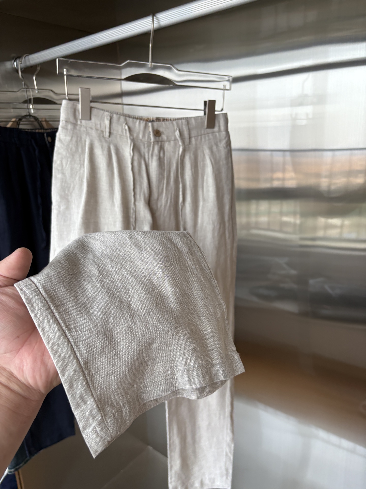 L、P春夏刺绣标识100 ％全麻时尚休闲裤 裤子无节制的创造动感兼具吸引力🧲,完美着装让时尚商务休闲轻而