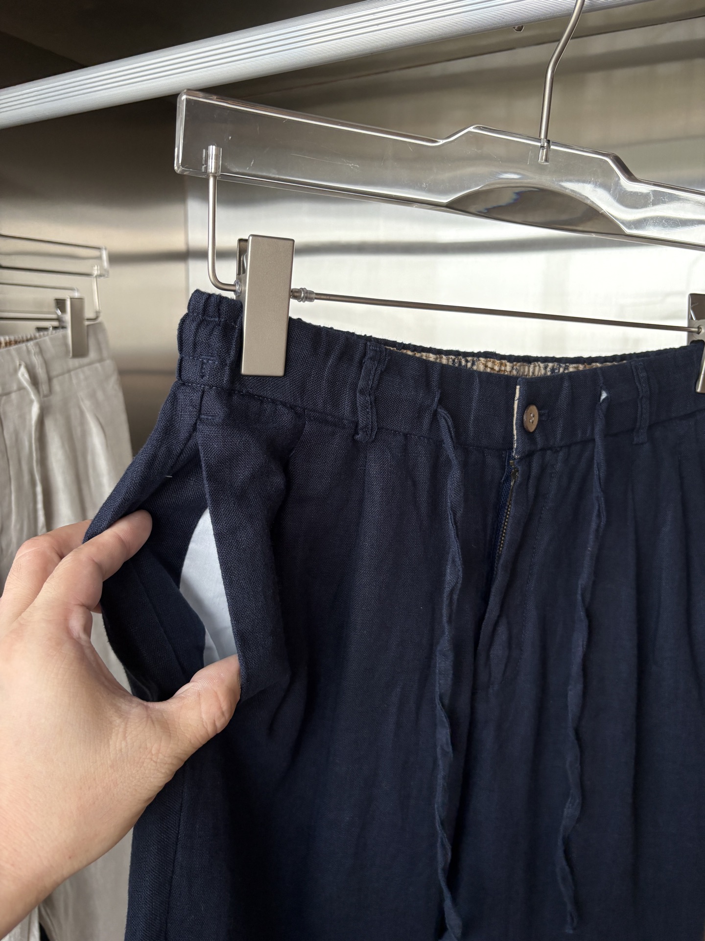 L、P春夏刺绣标识100 ％全麻时尚休闲裤 裤子无节制的创造动感兼具吸引力🧲,完美着装让时尚商务休闲轻而