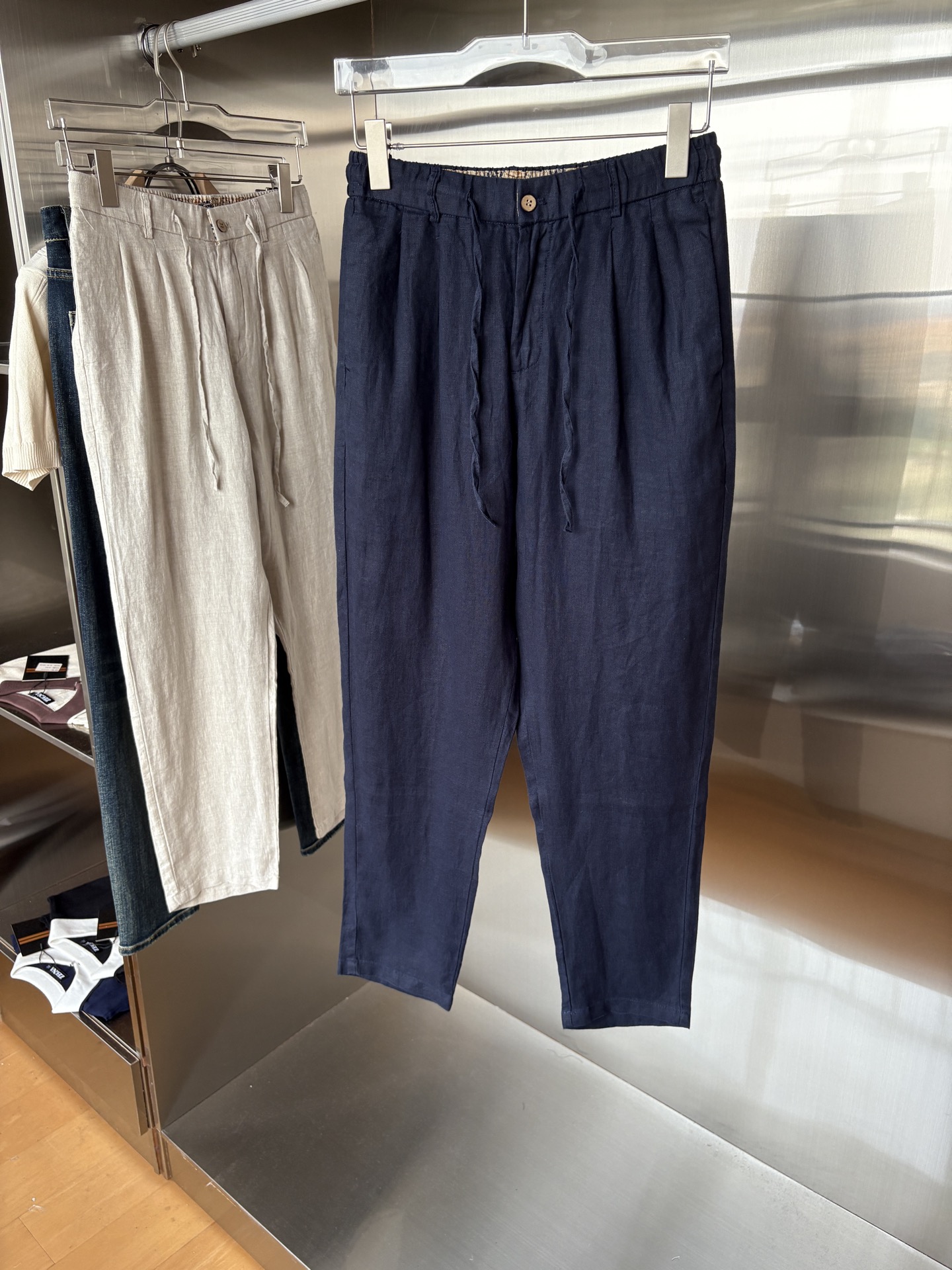 L、P春夏刺绣标识100 ％全麻时尚休闲裤 裤子无节制的创造动感兼具吸引力🧲,完美着装让时尚商务休闲轻而