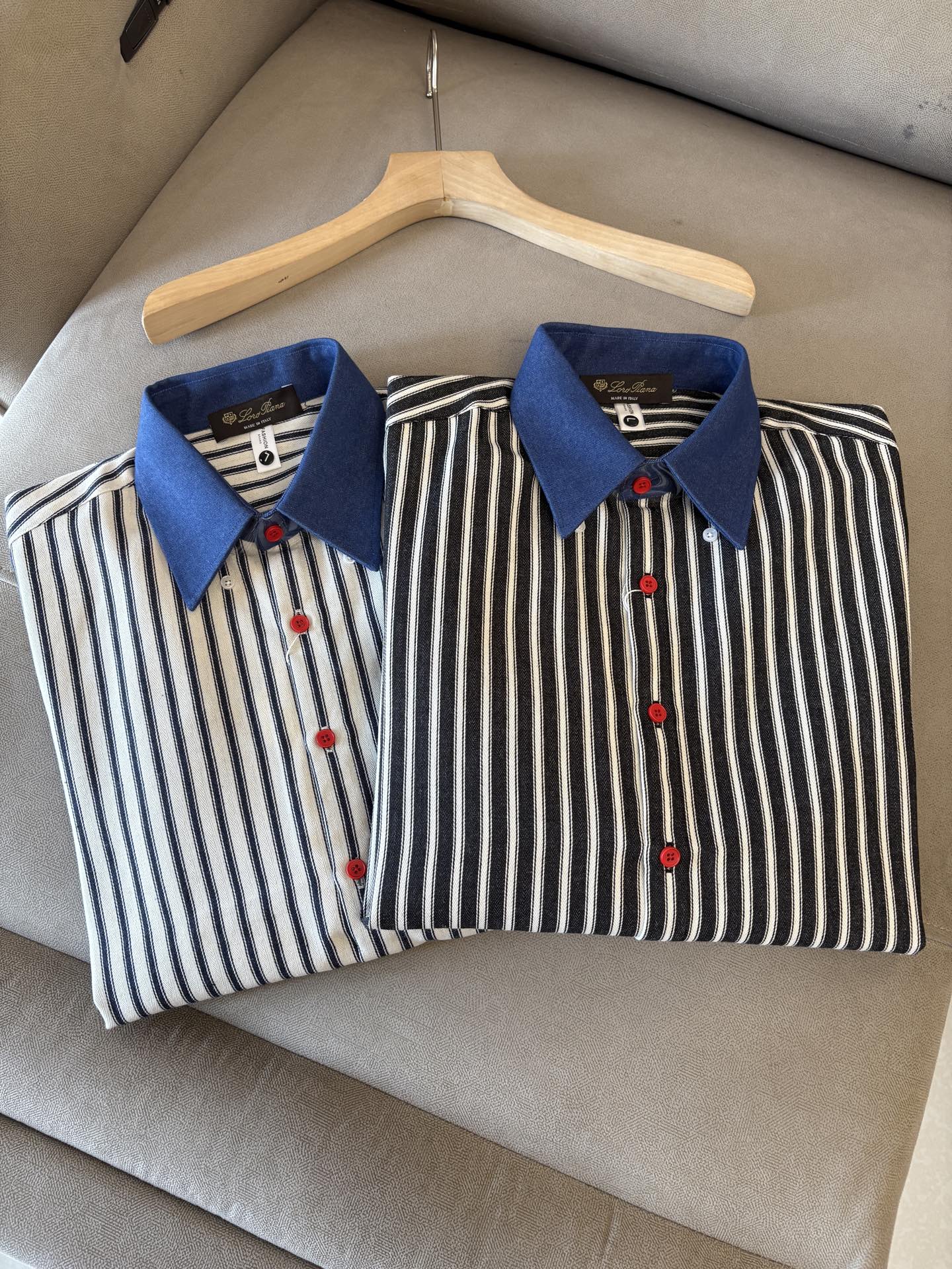 NO:519657,The ceiling of the L family’s men’s clothing industry, this lapel linen shirt has a long sleeve that is precise to the delicate craftsmanship of each needle, completely different from ordinary fabric cutting. The lines are smooth, the style is crisp, perfectly modifying the body, and the classic lapel design is simple but not atmospheric. The texture is silky, close to the body, skin-friendly and breathable!  Whether it is daily going out or business leisure, you can easily control it, demonstrating the elegant temperament of a man!  Code number M-4XL, louis vuitton,alexander wang19860909L家男装界的天花板,这款翻领麻料衫长袖精准到每一针的细腻工艺,完全区别于普通面料裁剪.线条流畅,版型挺括,完美修饰身形,经典翻领设计,简约而不失大气.质感丝滑,贴身亲肤透气！无论是日常出街还是商务休闲,都能轻松驾驭,彰显男士优雅气质！ 码数M-4XL,,louis vuitton,alexander wang,Men's clothing