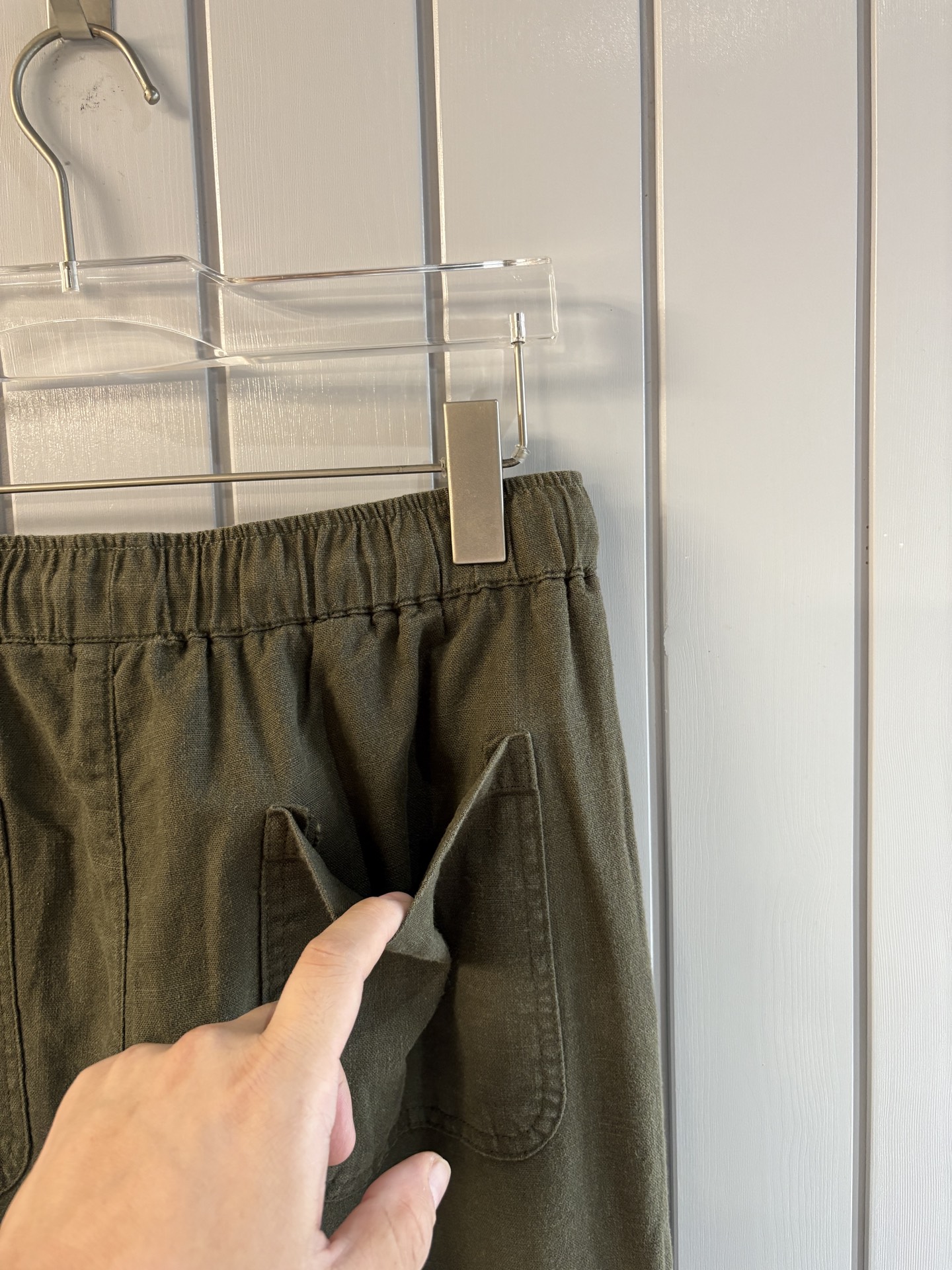 L2025年秋季新款70%苎麻30%棉简约百搭薄款透气直筒休闲长裤👖，面料柔软舒适透气&休闲百搭
尺码：