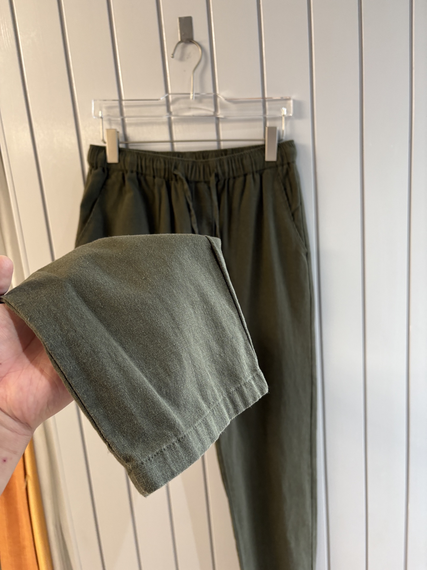 L2025年秋季新款70%苎麻30%棉简约百搭薄款透气直筒休闲长裤👖，面料柔软舒适透气&休闲百搭
尺码：