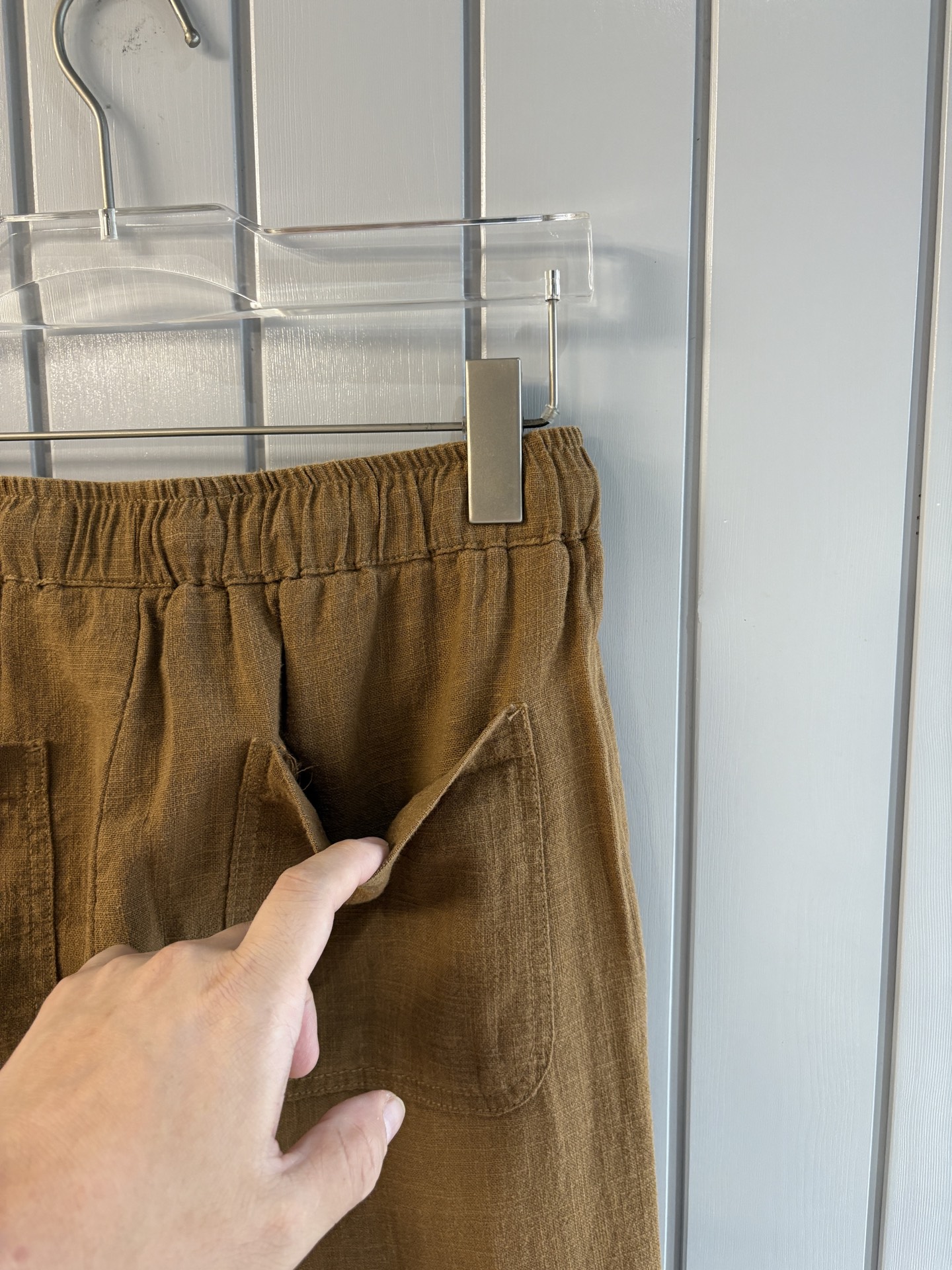 L2025年秋季新款70%苎麻30%棉简约百搭薄款透气直筒休闲长裤👖，面料柔软舒适透气&休闲百搭
尺码：