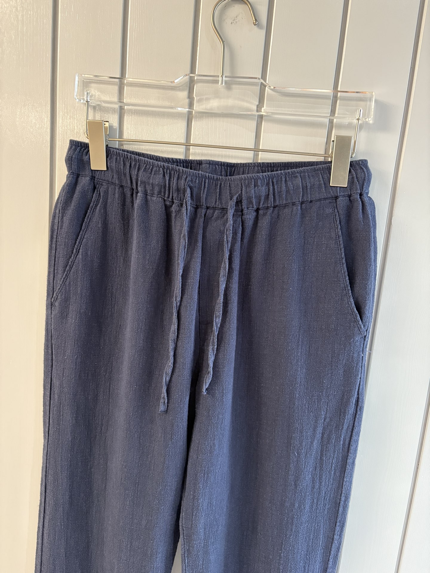 L2025年秋季新款70%苎麻30%棉简约百搭薄款透气直筒休闲长裤👖，面料柔软舒适透气&休闲百搭
尺码：