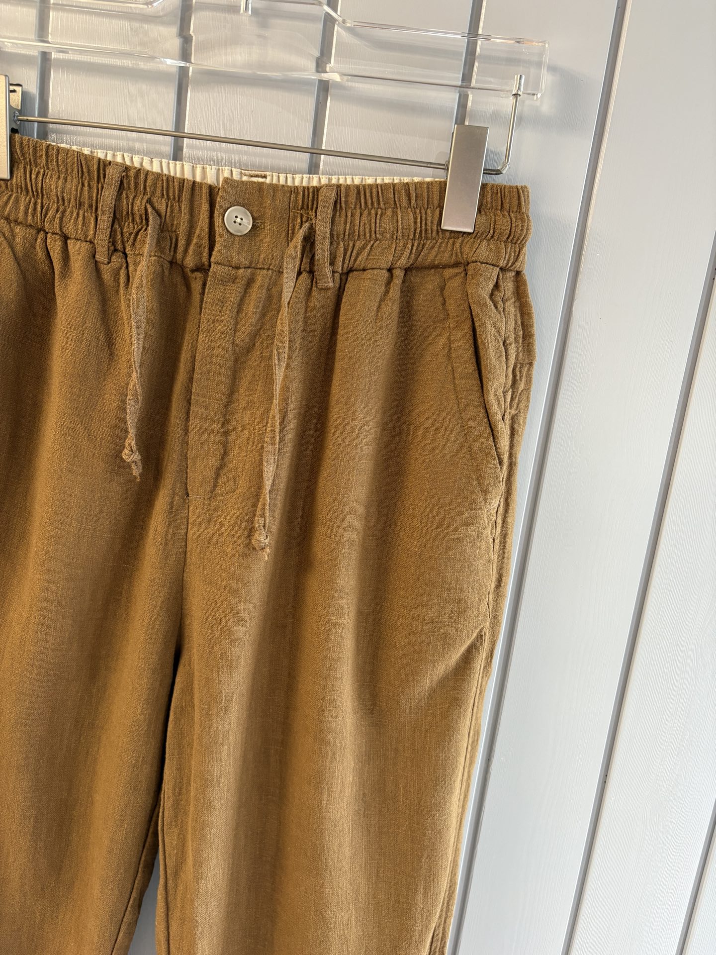 L2025年秋季新款70%苎麻30%棉简约百搭薄款透气直筒休闲长裤👖，面料柔软舒适透气&休闲百搭
尺码：