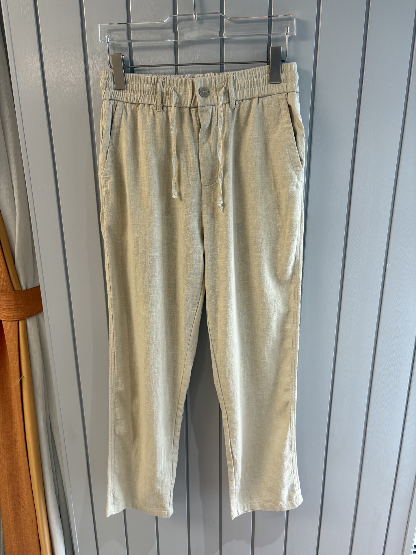 L2025年秋季新款70%苎麻30%棉简约百搭薄款透气直筒休闲长裤👖，面料柔软舒适透气&休闲百搭
尺码：