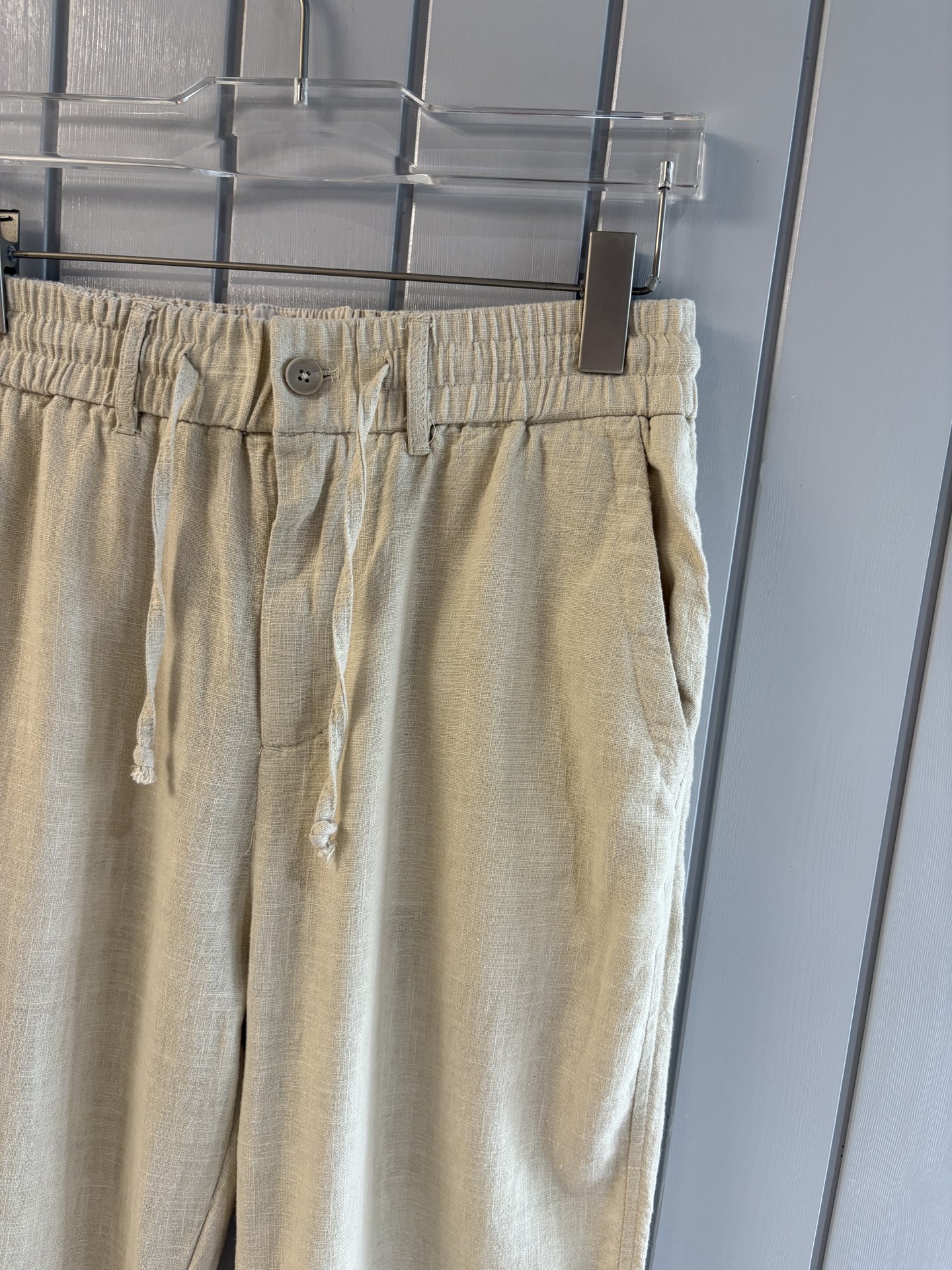 L2025年秋季新款70%苎麻30%棉简约百搭薄款透气直筒休闲长裤👖，面料柔软舒适透气&休闲百搭
尺码：