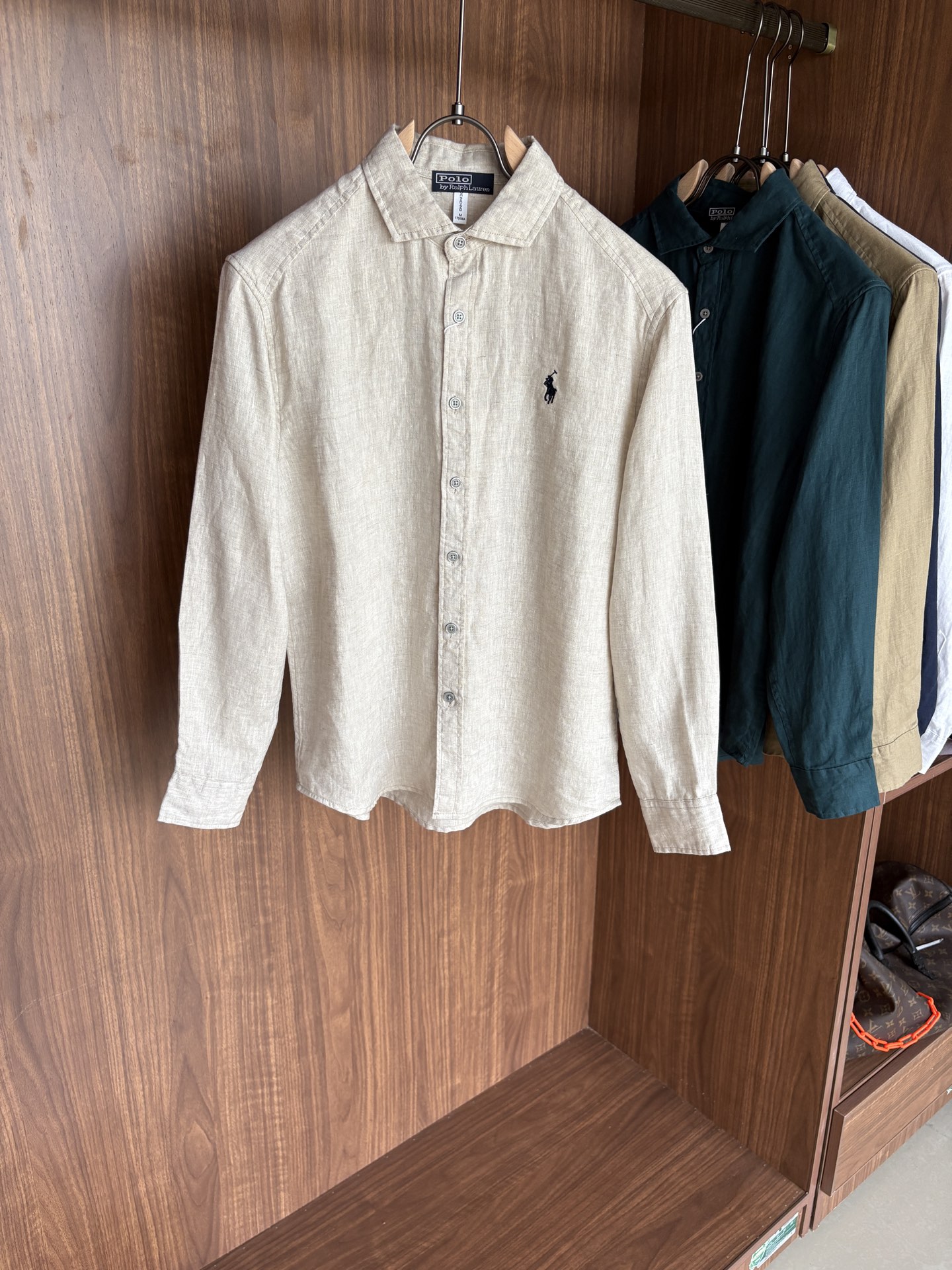 NO:511744,Lav Lauren's new pure linen simple and versatile casual shirt for summer, comfortable and breathable fabric and fashionable versatile color white, original erotic color, khaki, green, blue Size M-3XL,,alexander wang19860909拉夫劳伦年夏季新款纯亚麻简约百搭休闲衬衣,面料舒适透气&时尚百搭 颜色白色、原麻色、卡其、绿色、兰色 尺码M-3XL,,alexander wang,Men's clothing