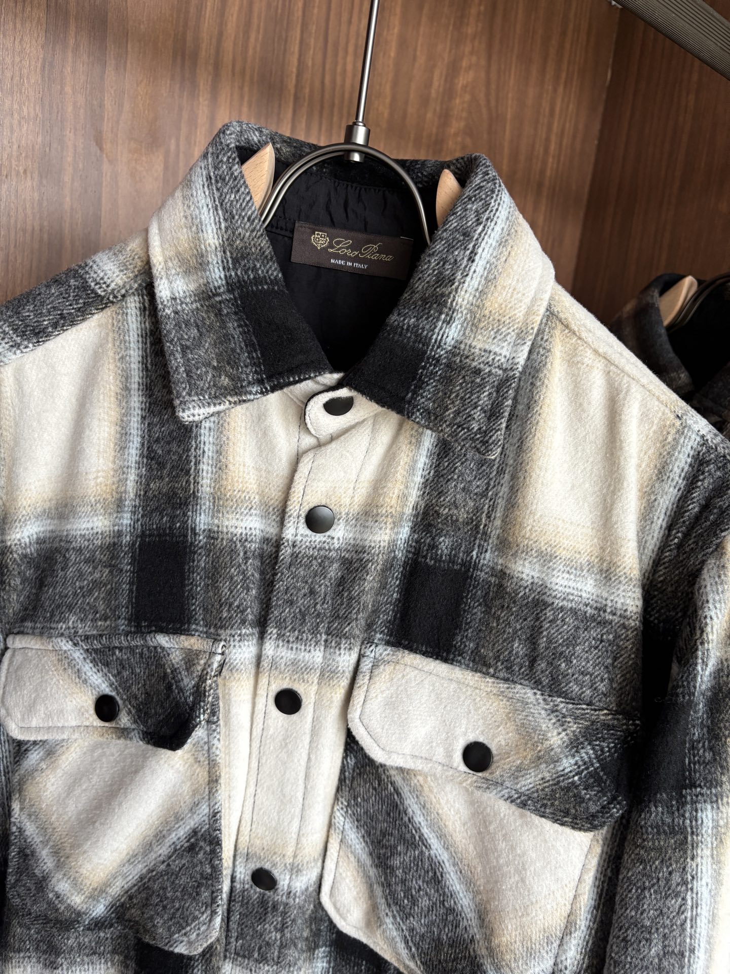 L最新2025年秋季新款100%棉简约百搭休闲格子长袖衬衣外套，面料舒适透气&时尚百搭尺码：M-4xL