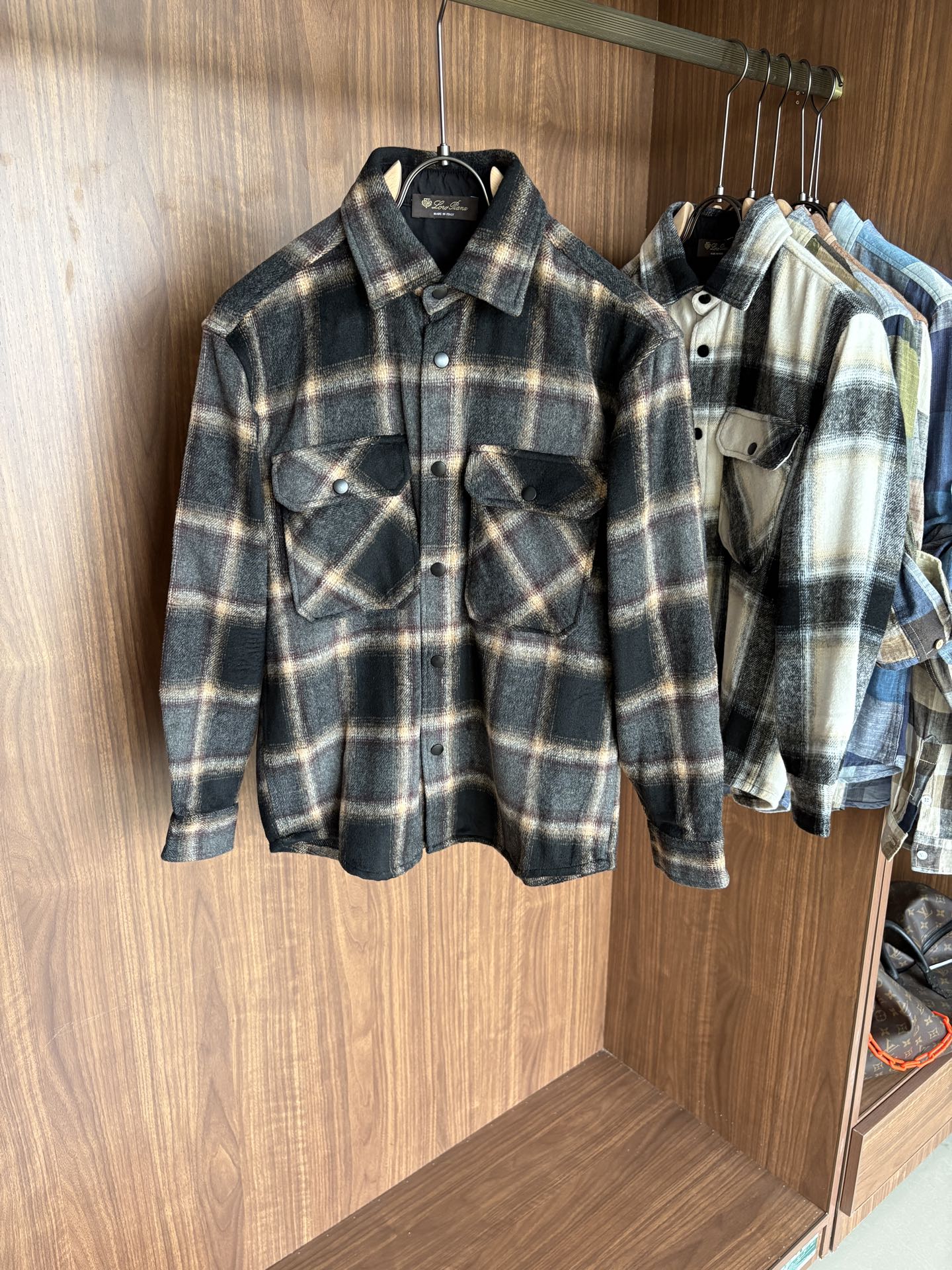 L最新2025年秋季新款100%棉简约百搭休闲格子长袖衬衣外套，面料舒适透气&时尚百搭尺码：M-4xL