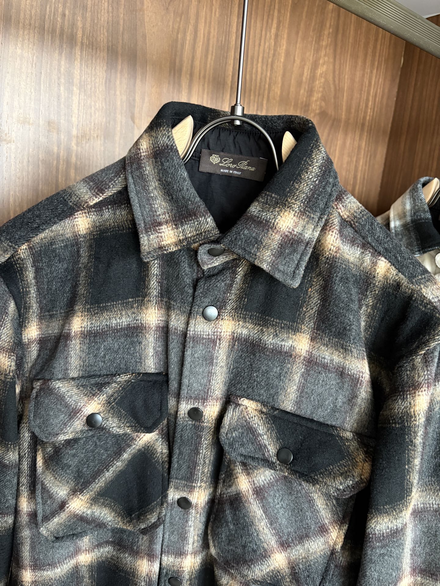 L最新2025年秋季新款100%棉简约百搭休闲格子长袖衬衣外套，面料舒适透气&时尚百搭尺码：M-4xL