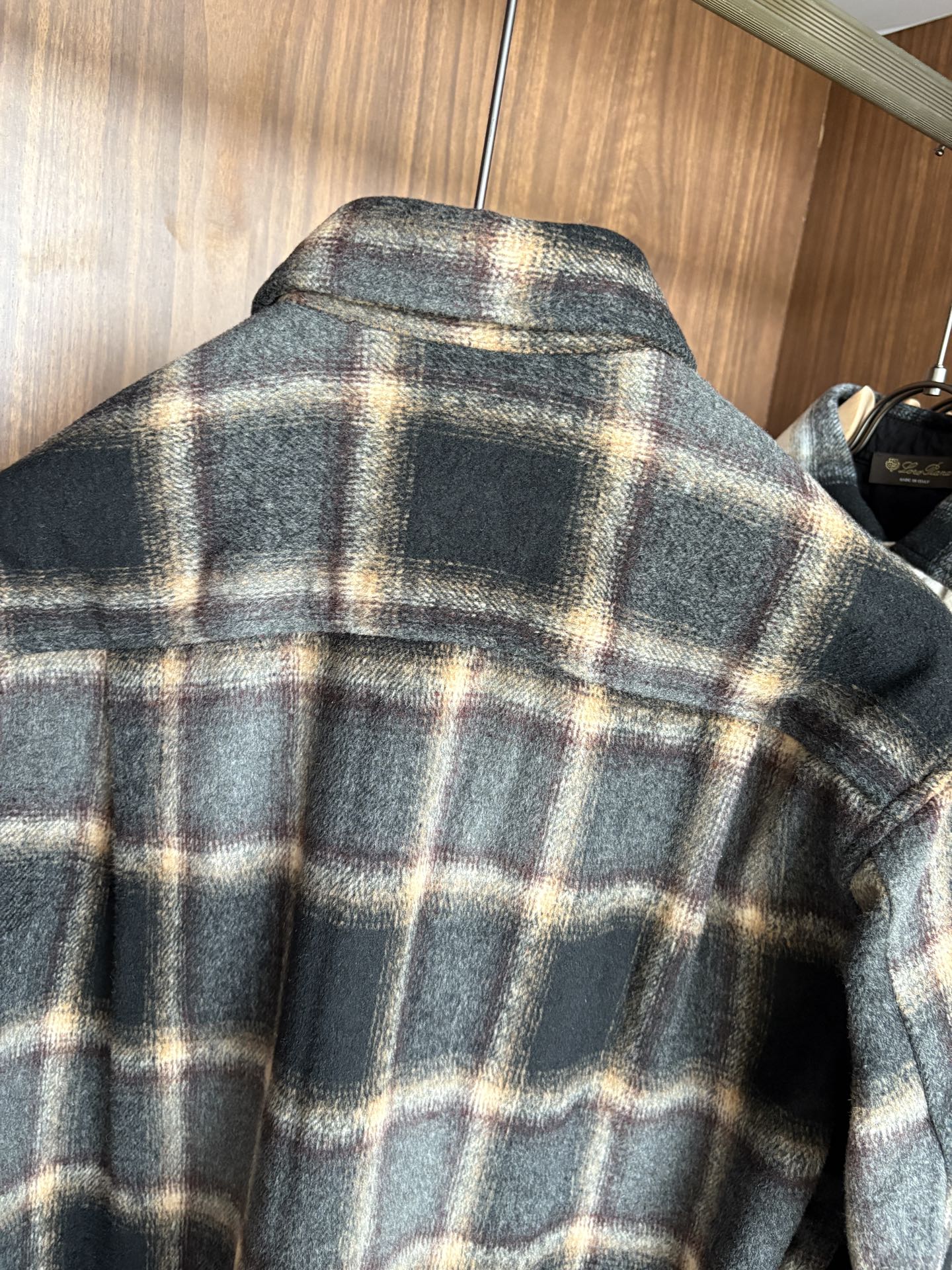 L最新2025年秋季新款100%棉简约百搭休闲格子长袖衬衣外套，面料舒适透气&时尚百搭尺码：M-4xL