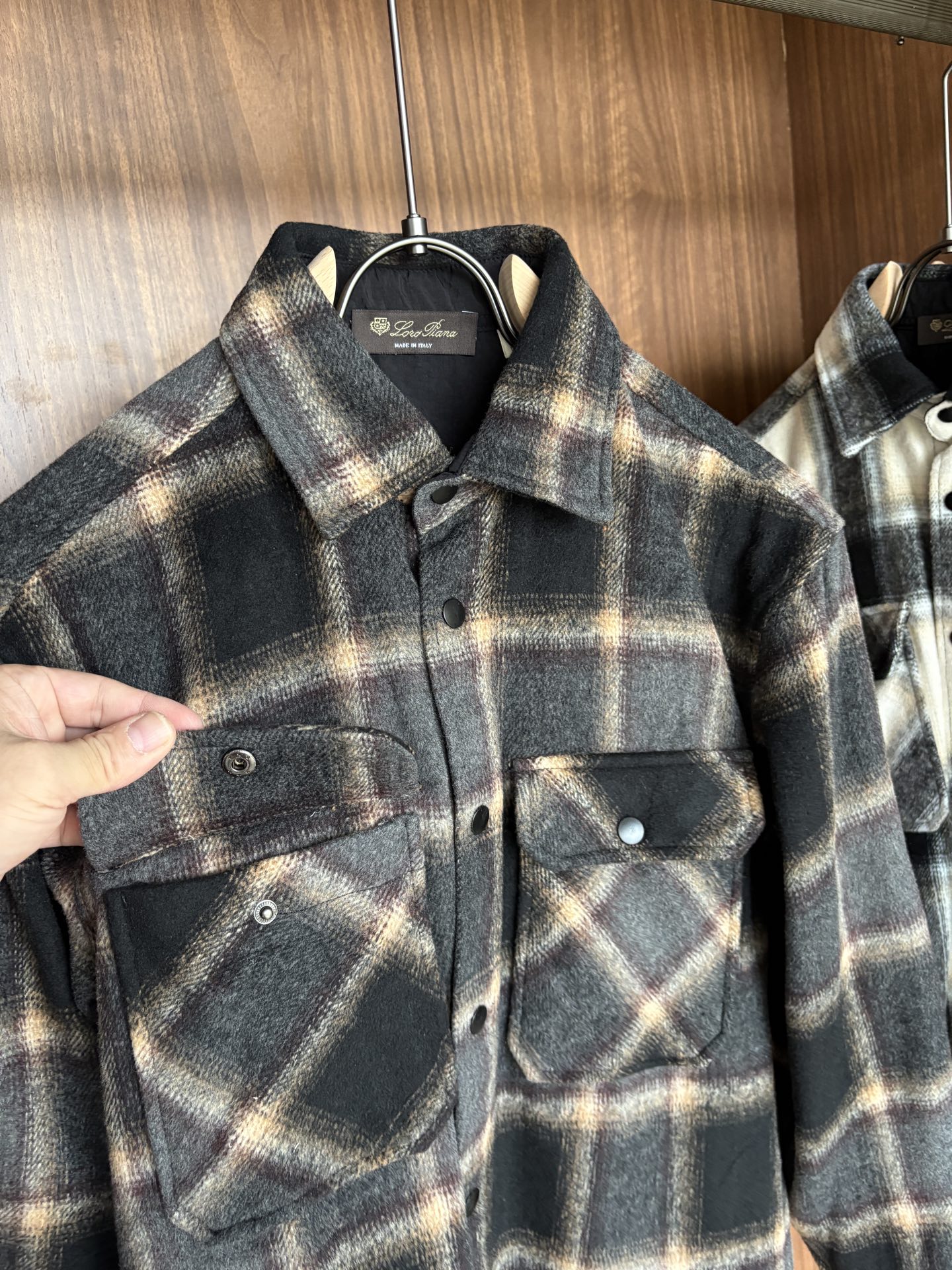 L最新2025年秋季新款100%棉简约百搭休闲格子长袖衬衣外套，面料舒适透气&时尚百搭尺码：M-4xL