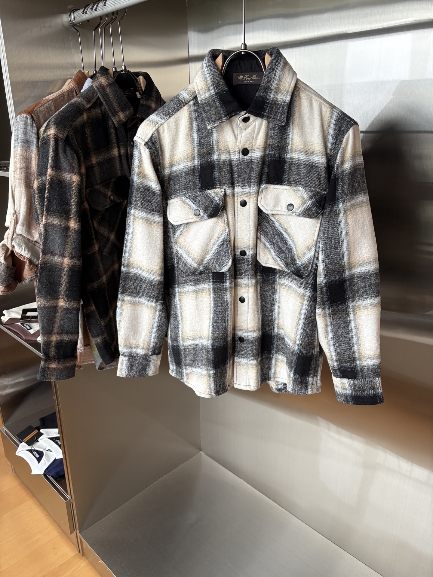 L最新2025年秋季新款100%棉简约百搭休闲格子长袖衬衣外套，面料舒适透气&时尚百搭尺码：M-4xL