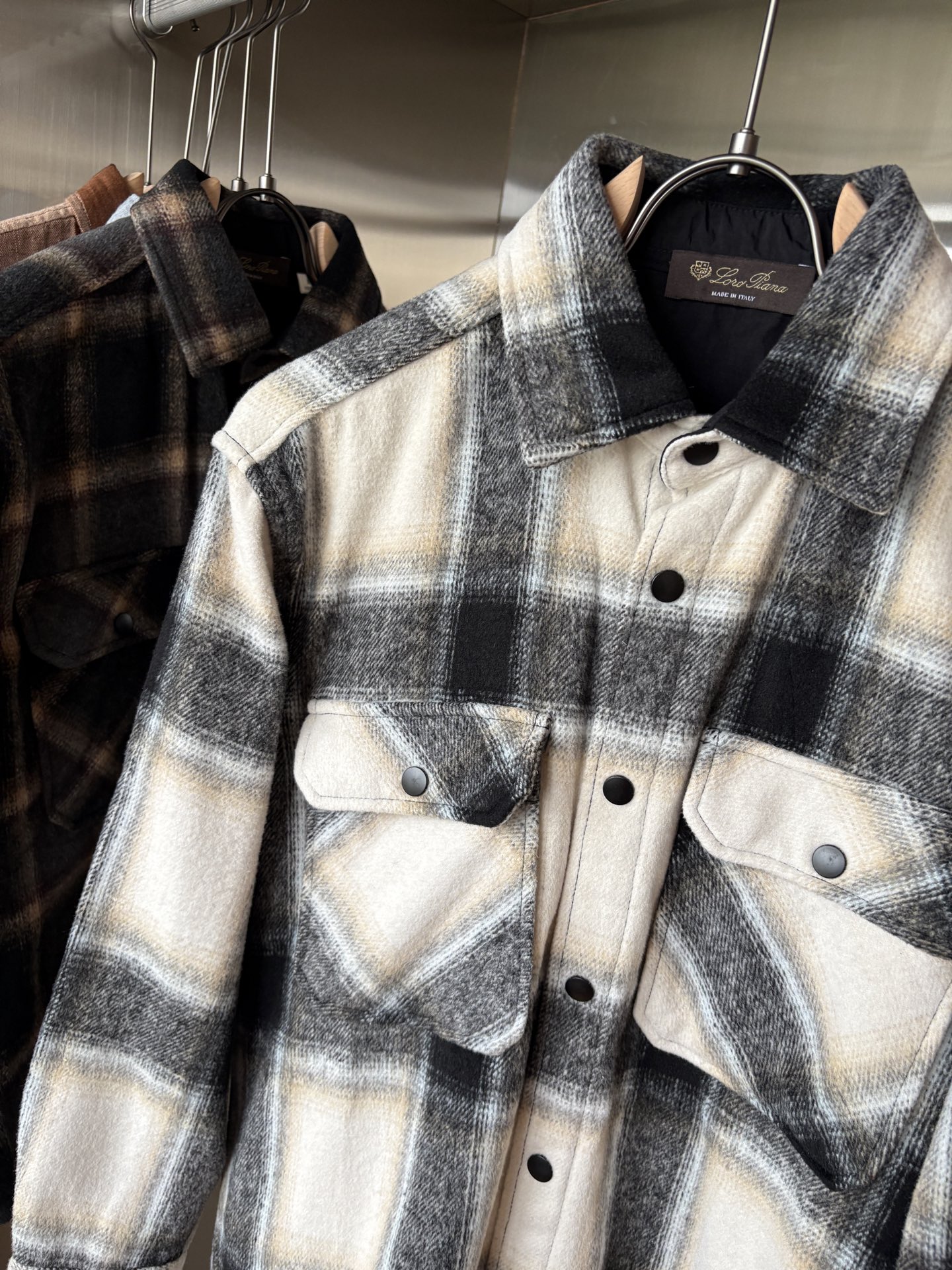 L最新2025年秋季新款100%棉简约百搭休闲格子长袖衬衣外套，面料舒适透气&时尚百搭尺码：M-4xL