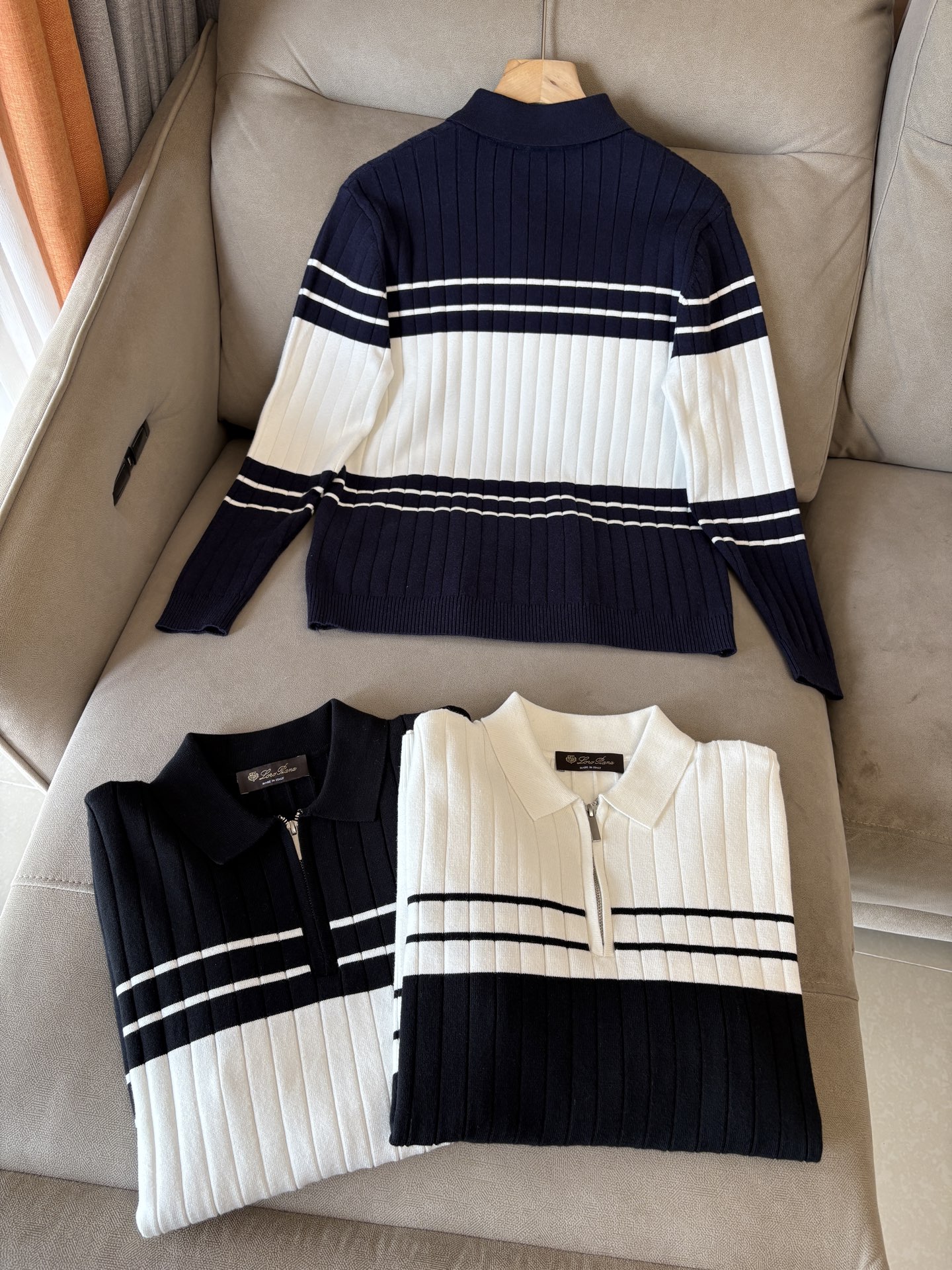 耗时王”菱形提花设计甄选超细优质纱线翻领短袖男士典藏款「耗时王」长袖针织奢雅工艺，触肤即高阶。• 匠心底