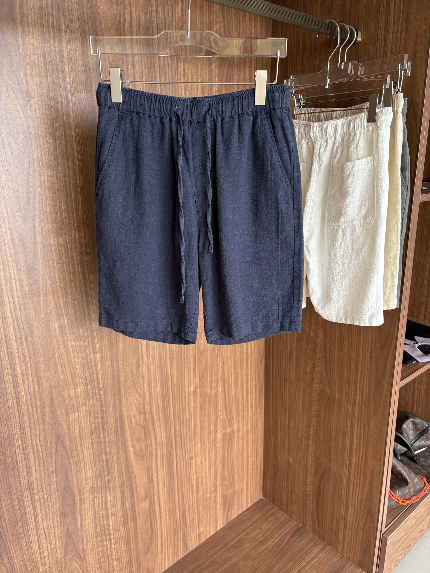 lP🆕麻王”之称顶奢进口亚麻面料复古老钱风款式平驳领两粒扣斜插衬单西顶奢之选！Solbiati亚麻夹克演