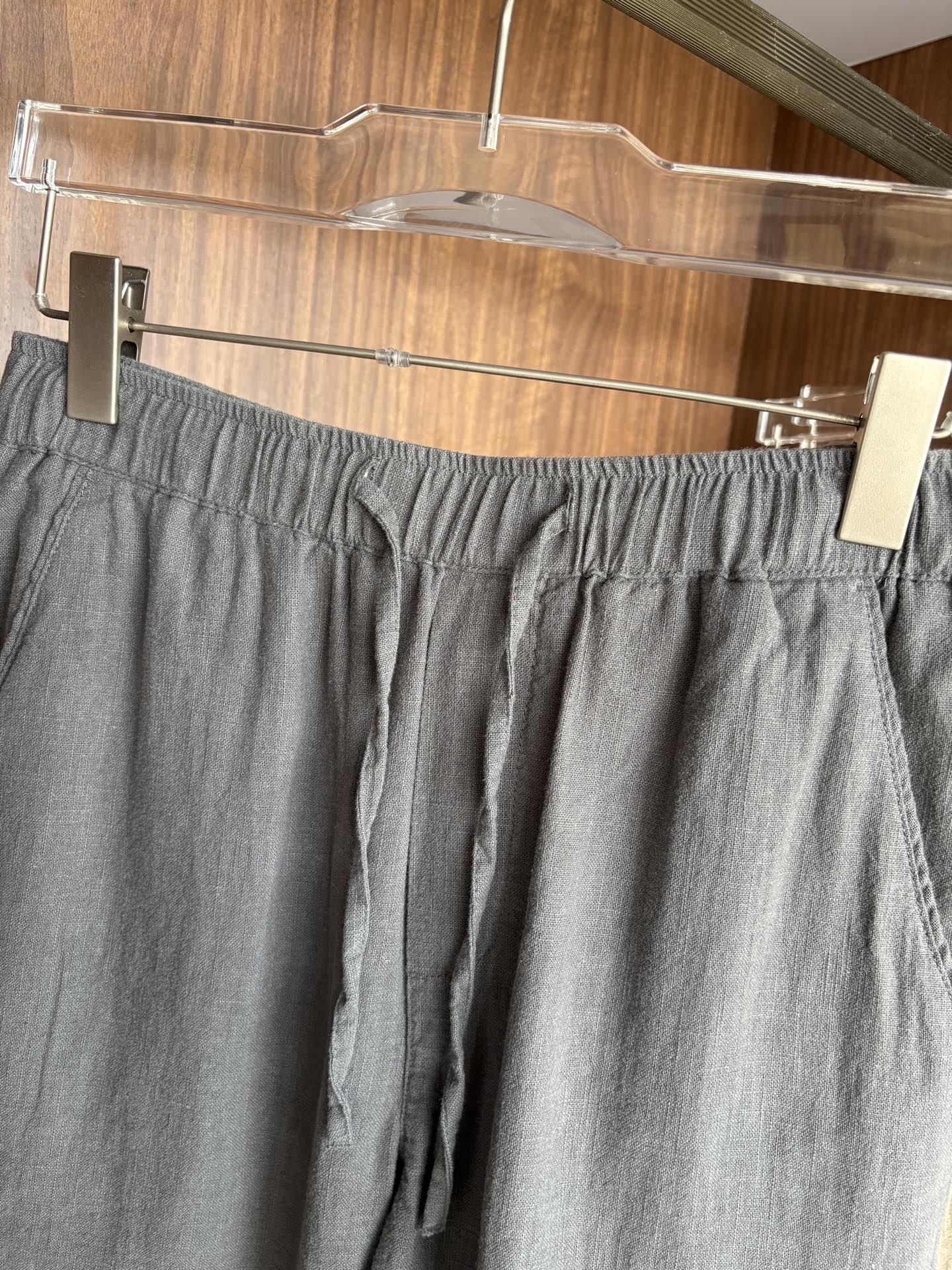 lP🆕麻王”之称顶奢进口亚麻面料复古老钱风款式平驳领两粒扣斜插衬单西顶奢之选！Solbiati亚麻夹克演