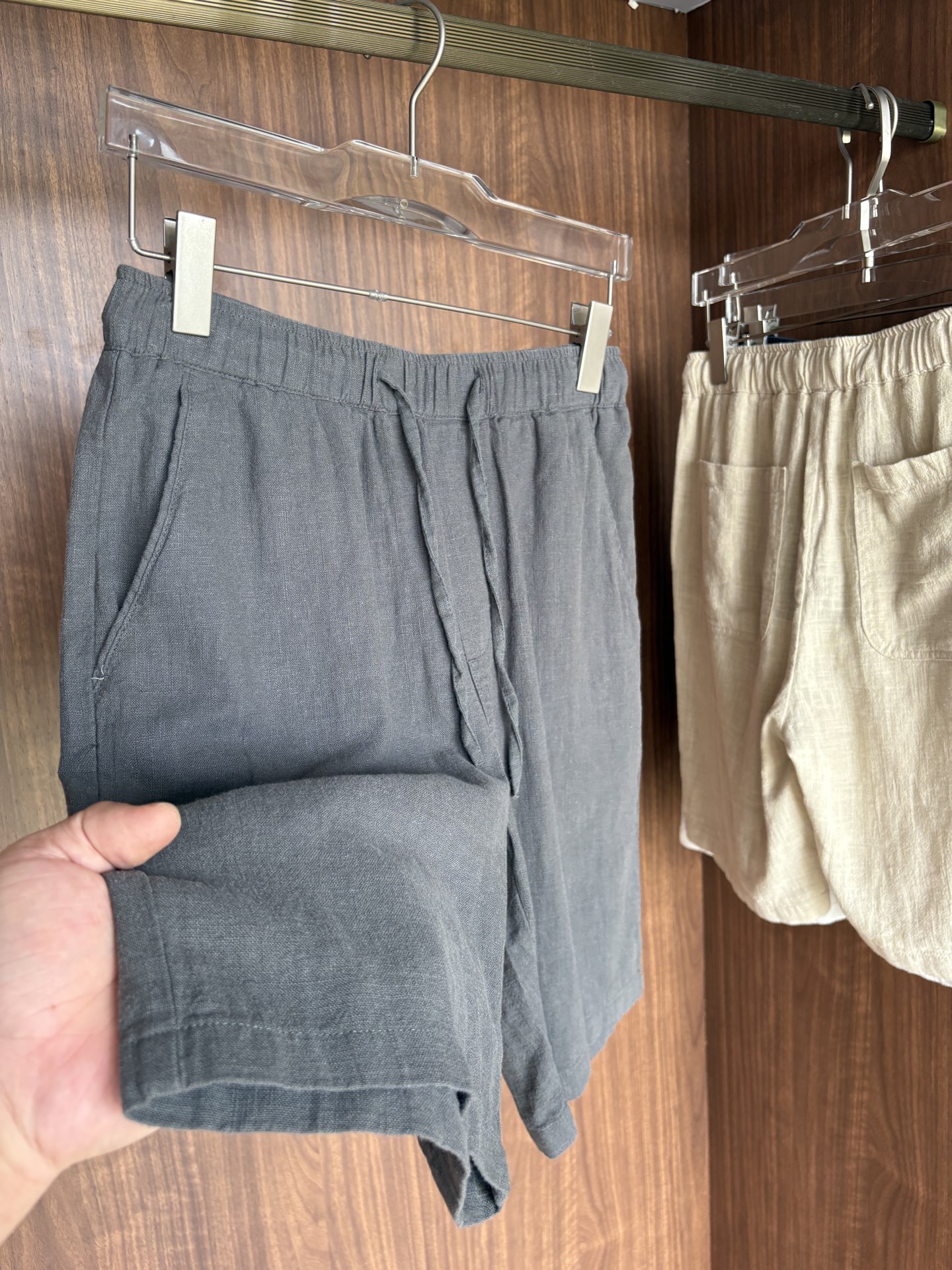 lP🆕麻王”之称顶奢进口亚麻面料复古老钱风款式平驳领两粒扣斜插衬单西顶奢之选！Solbiati亚麻夹克演