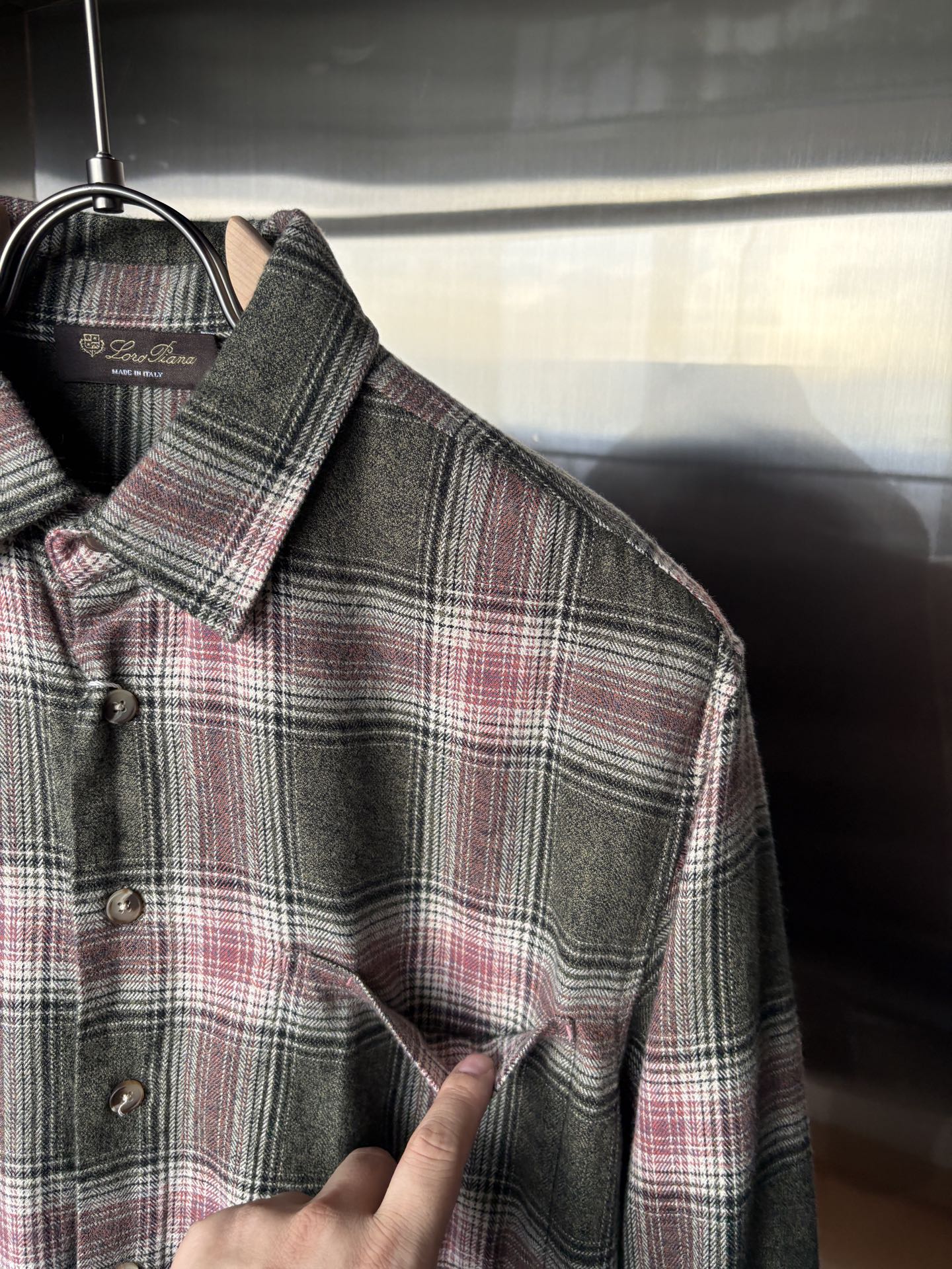 L最新2025年秋季新款100%棉简约百搭休闲格子长袖衬衣外套，面料舒适透气&时尚百搭尺码：M-4xL