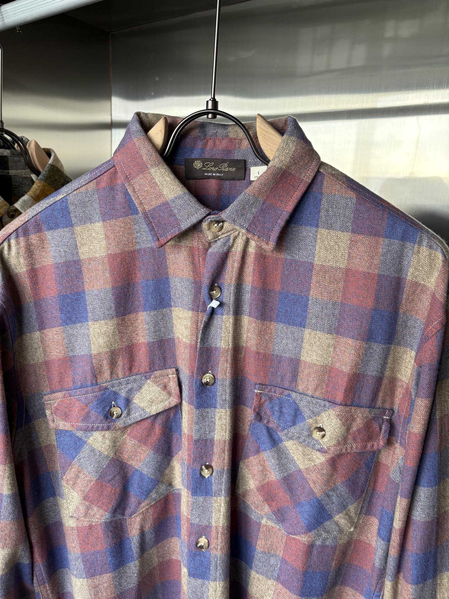 L最新2025年秋季新款100%棉简约百搭休闲格子长袖衬衣外套，面料舒适透气&时尚百搭尺码：M-4xL