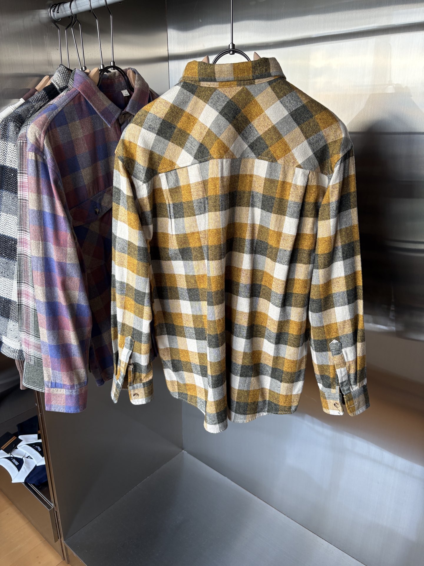 L最新2025年秋季新款100%棉简约百搭休闲格子长袖衬衣外套，面料舒适透气&时尚百搭尺码：M-4xL