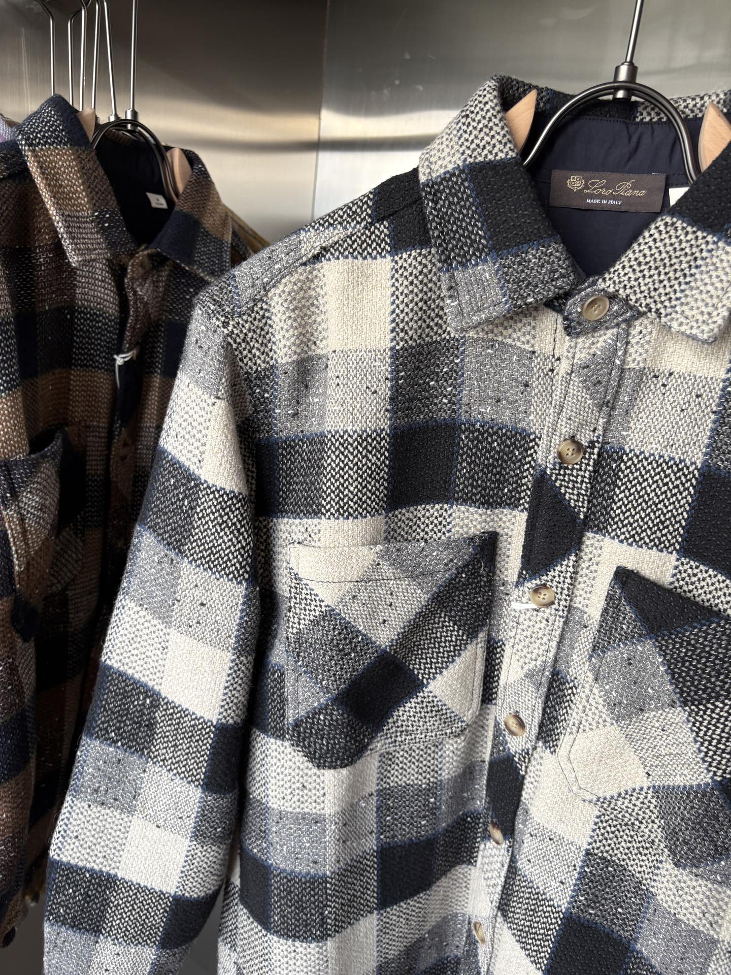 L最新2025年秋季新款100%棉简约百搭休闲格子长袖衬衣外套，面料舒适透气&时尚百搭尺码：M-4xL