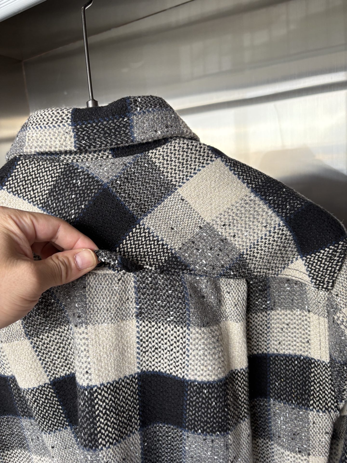 L最新2025年秋季新款100%棉简约百搭休闲格子长袖衬衣外套，面料舒适透气&时尚百搭尺码：M-4xL