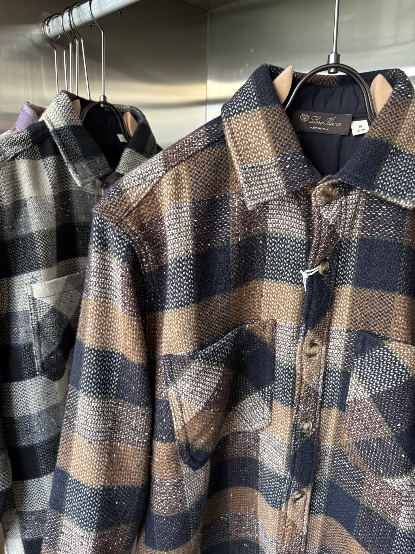 L最新2025年秋季新款100%棉简约百搭休闲格子长袖衬衣外套，面料舒适透气&时尚百搭尺码：M-4xL