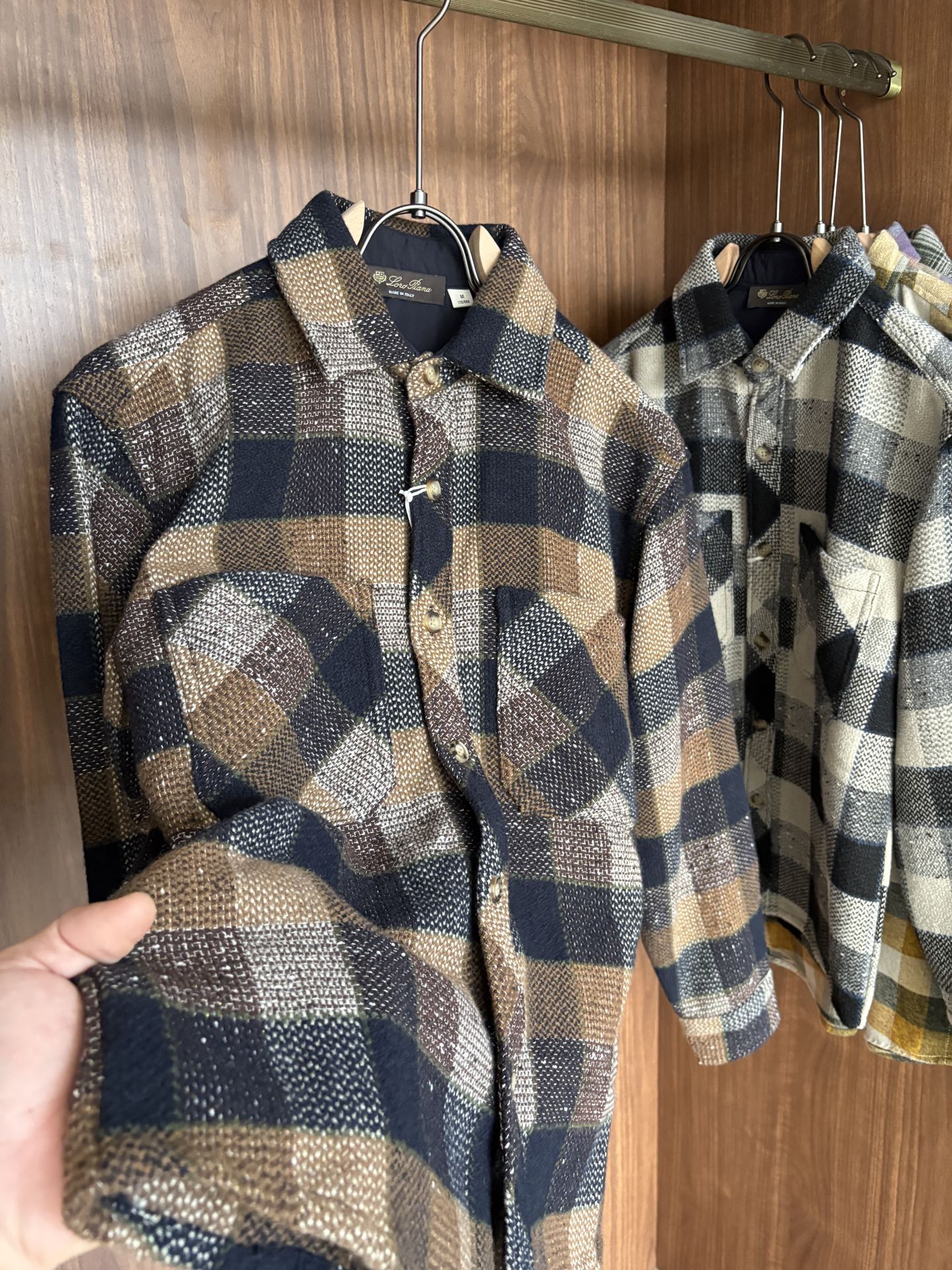 L最新2025年秋季新款100%棉简约百搭休闲格子长袖衬衣外套，面料舒适透气&时尚百搭尺码：M-4xL