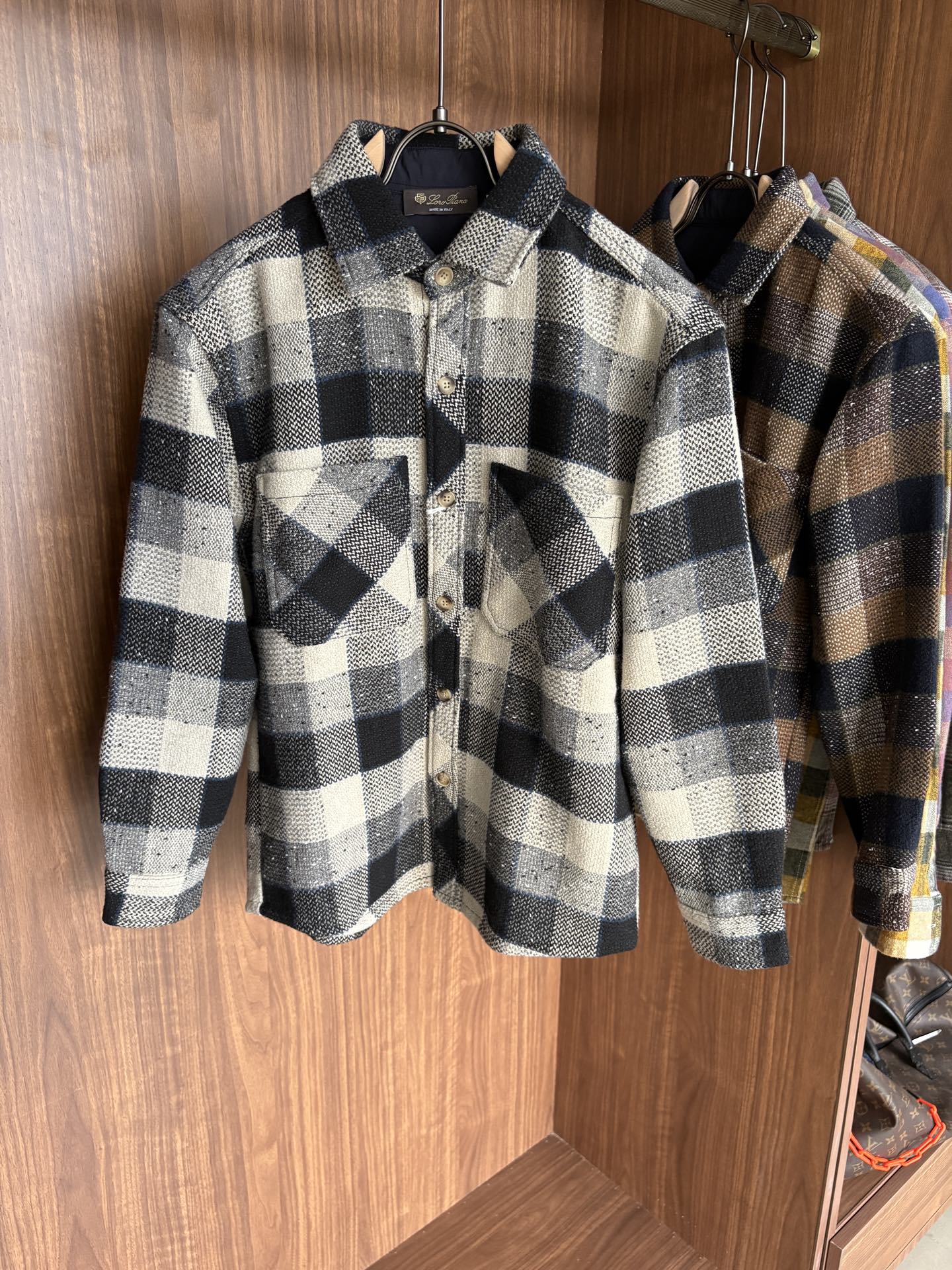 L最新2025年秋季新款100%棉简约百搭休闲格子长袖衬衣外套，面料舒适透气&时尚百搭尺码：M-4xL