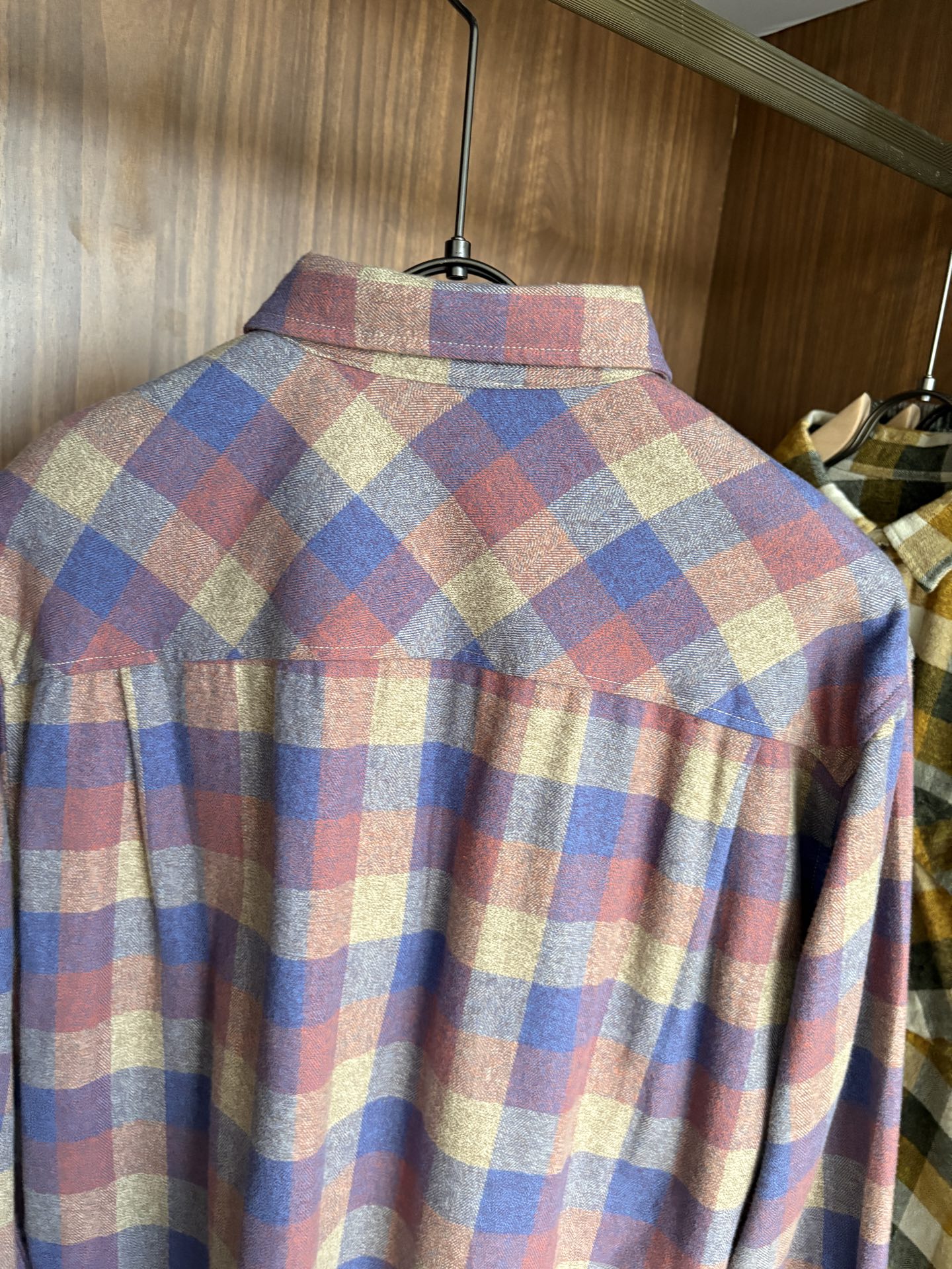 L最新2025年秋季新款100%棉简约百搭休闲格子长袖衬衣外套，面料舒适透气&时尚百搭尺码：M-4xL