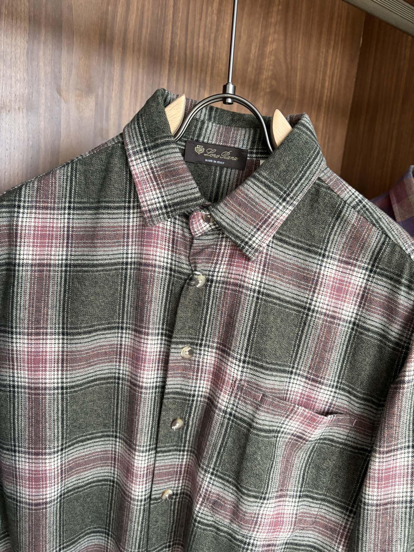 L最新2025年秋季新款100%棉简约百搭休闲格子长袖衬衣外套，面料舒适透气&时尚百搭尺码：M-4xL