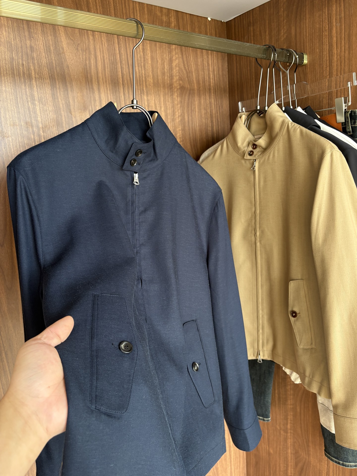 lP🆕专柜最新款麻料夹克外套，特定原版麻料面料，麻料赋予夹克优良的耐磨性和抗皱性，确保长时间穿着仍能保持