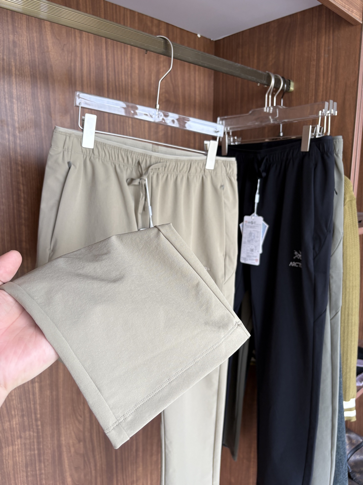 始祖2025夏季新款 秋冬休闲裤，专柜定制面料 透气舒适度高，细节无可挑剔，品牌元素设计理念，体现品质。