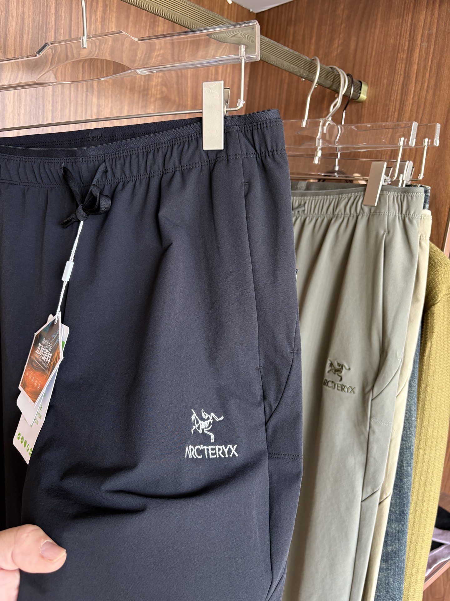 始祖2025夏季新款 秋冬休闲裤，专柜定制面料 透气舒适度高，细节无可挑剔，品牌元素设计理念，体现品质。