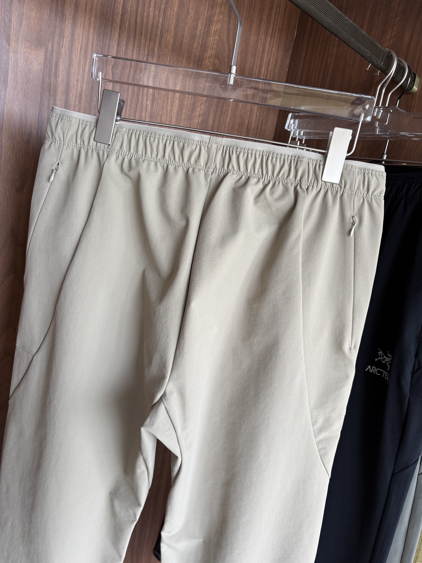 始祖2025夏季新款 秋冬休闲裤，专柜定制面料 透气舒适度高，细节无可挑剔，品牌元素设计理念，体现品质。