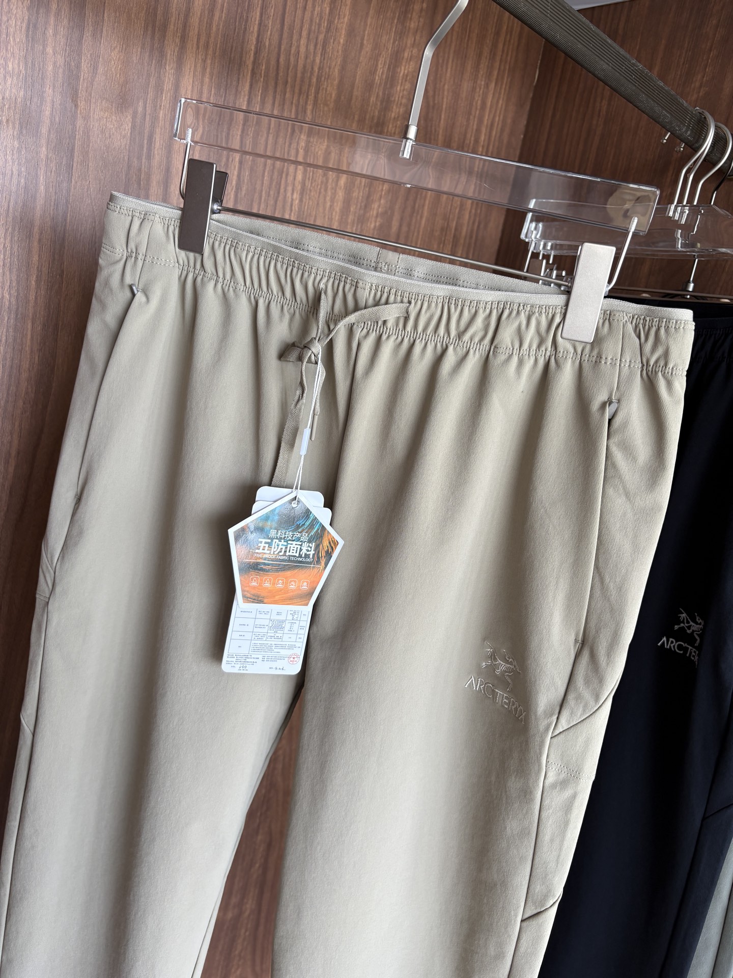 始祖2025夏季新款 秋冬休闲裤，专柜定制面料 透气舒适度高，细节无可挑剔，品牌元素设计理念，体现品质。