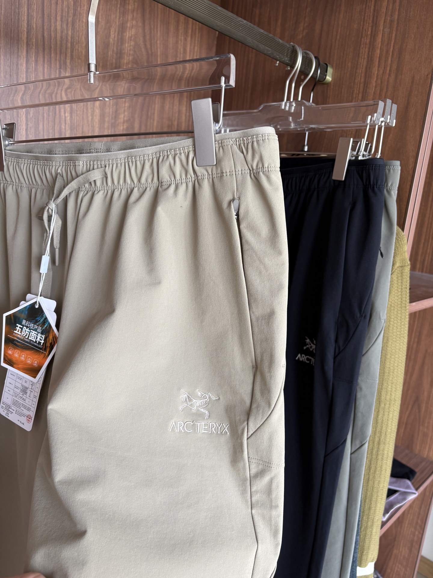 始祖2025夏季新款 秋冬休闲裤，专柜定制面料 透气舒适度高，细节无可挑剔，品牌元素设计理念，体现品质。