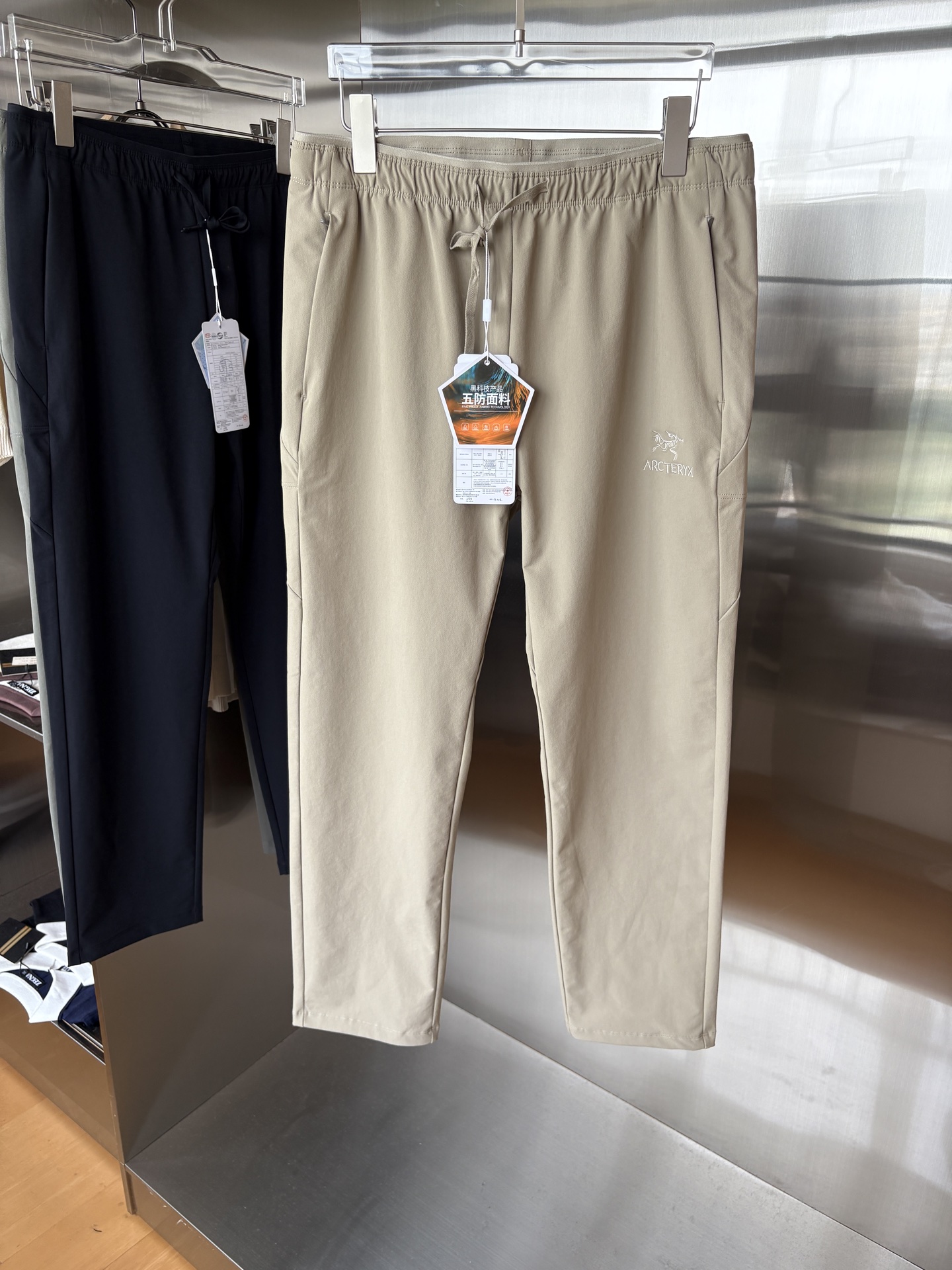 始祖2025夏季新款 秋冬休闲裤，专柜定制面料 透气舒适度高，细节无可挑剔，品牌元素设计理念，体现品质。