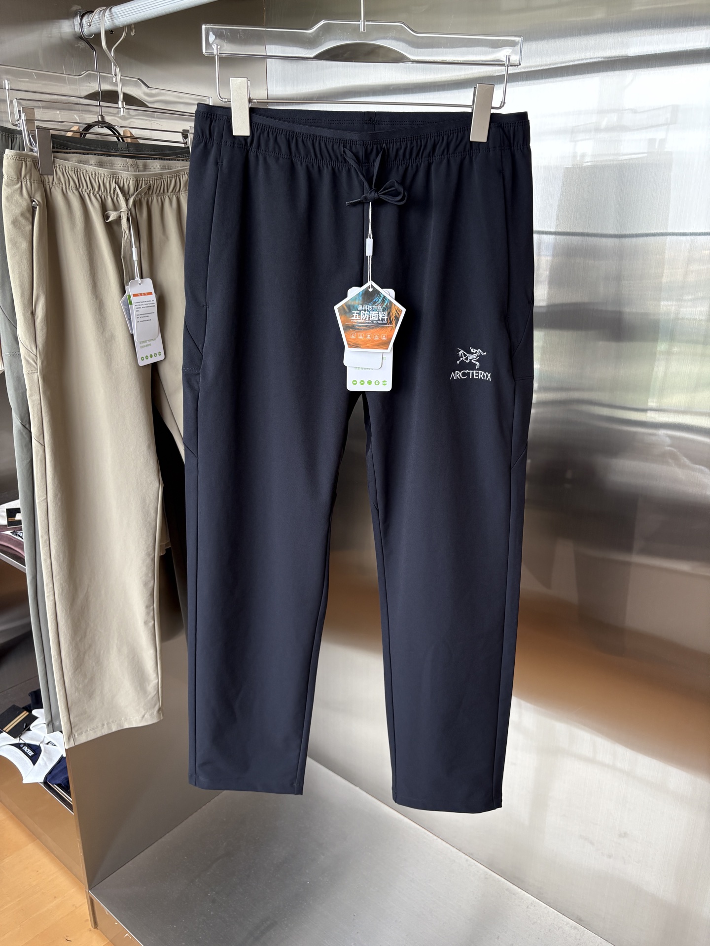 始祖2025夏季新款 秋冬休闲裤，专柜定制面料 透气舒适度高，细节无可挑剔，品牌元素设计理念，体现品质。