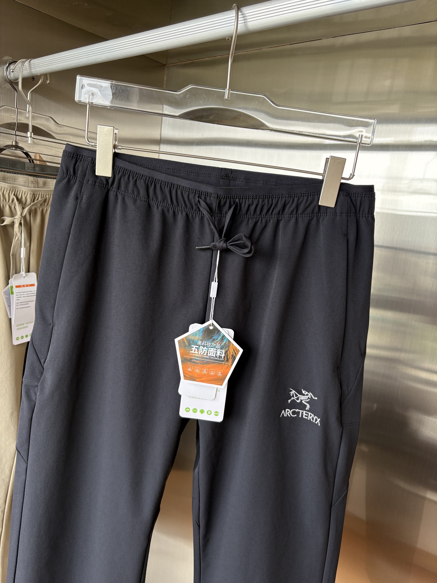 始祖2025夏季新款 秋冬休闲裤，专柜定制面料 透气舒适度高，细节无可挑剔，品牌元素设计理念，体现品质。