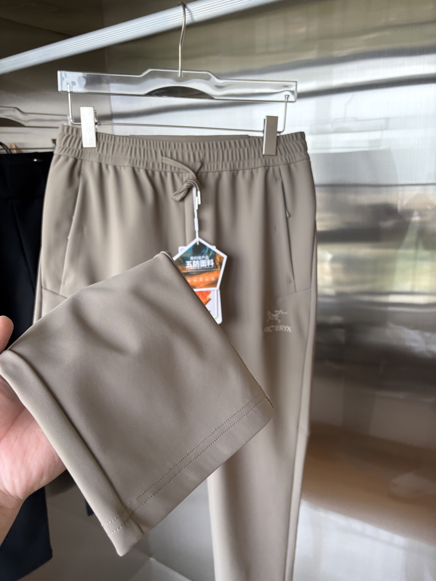 始祖2025夏季新款 秋冬休闲裤，专柜定制面料 透气舒适度高，细节无可挑剔，品牌元素设计理念，体现品质。