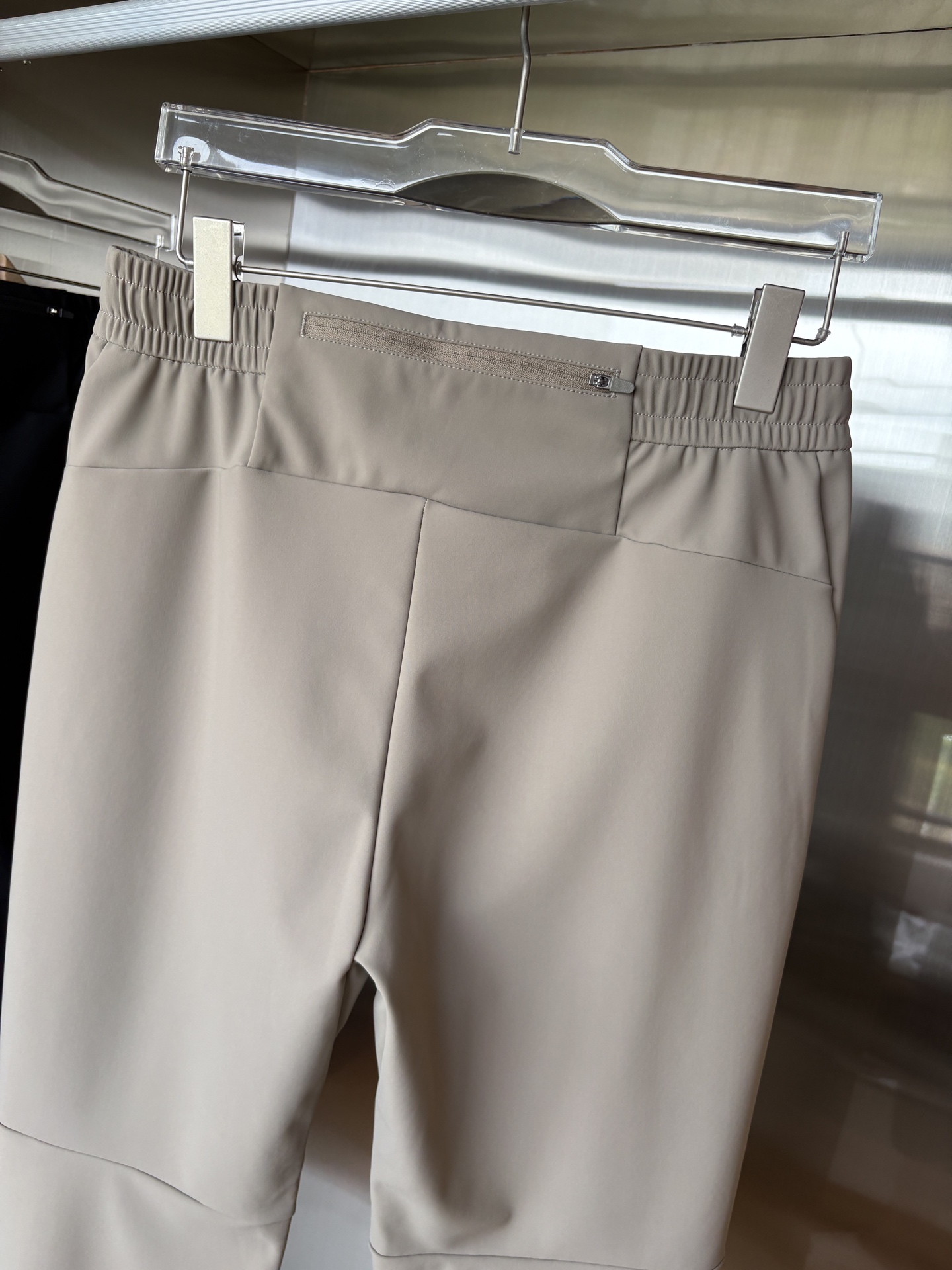 始祖2025夏季新款 秋冬休闲裤，专柜定制面料 透气舒适度高，细节无可挑剔，品牌元素设计理念，体现品质。