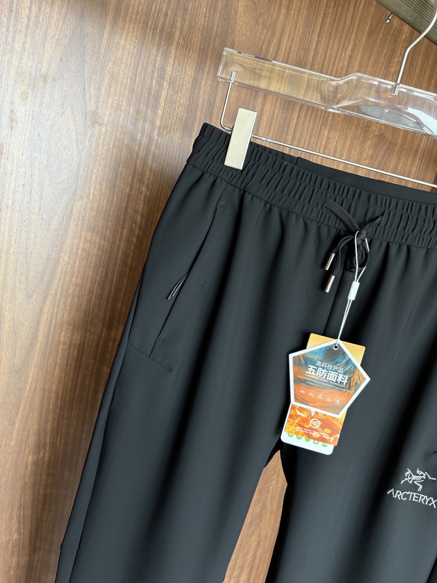 始祖2025夏季新款 秋冬休闲裤，专柜定制面料 透气舒适度高，细节无可挑剔，品牌元素设计理念，体现品质。