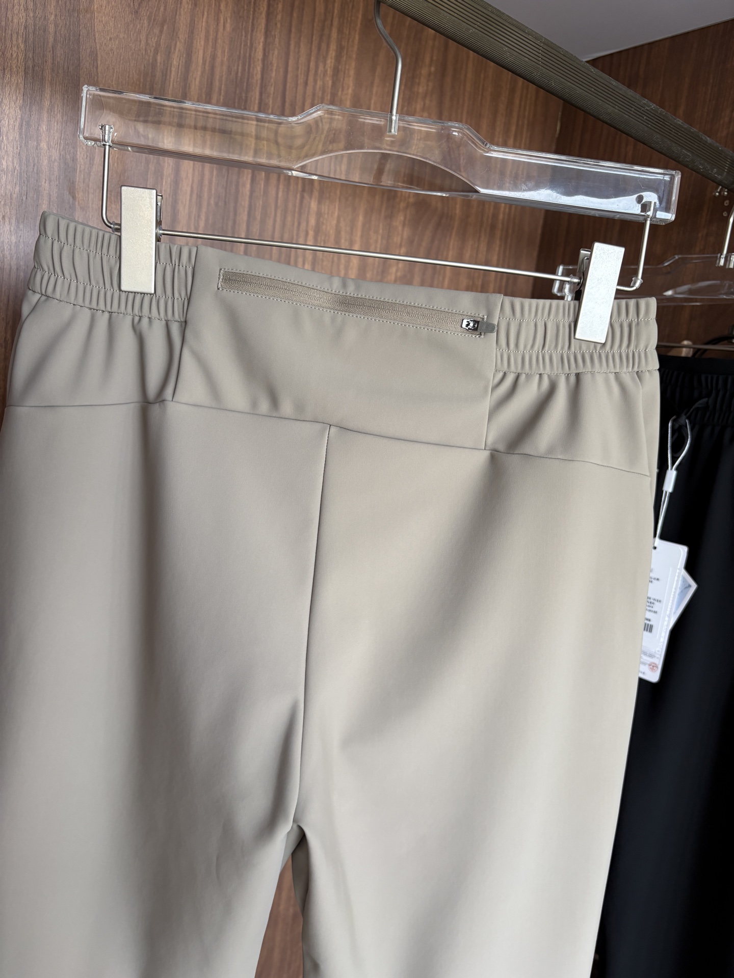 始祖2025夏季新款 秋冬休闲裤，专柜定制面料 透气舒适度高，细节无可挑剔，品牌元素设计理念，体现品质。