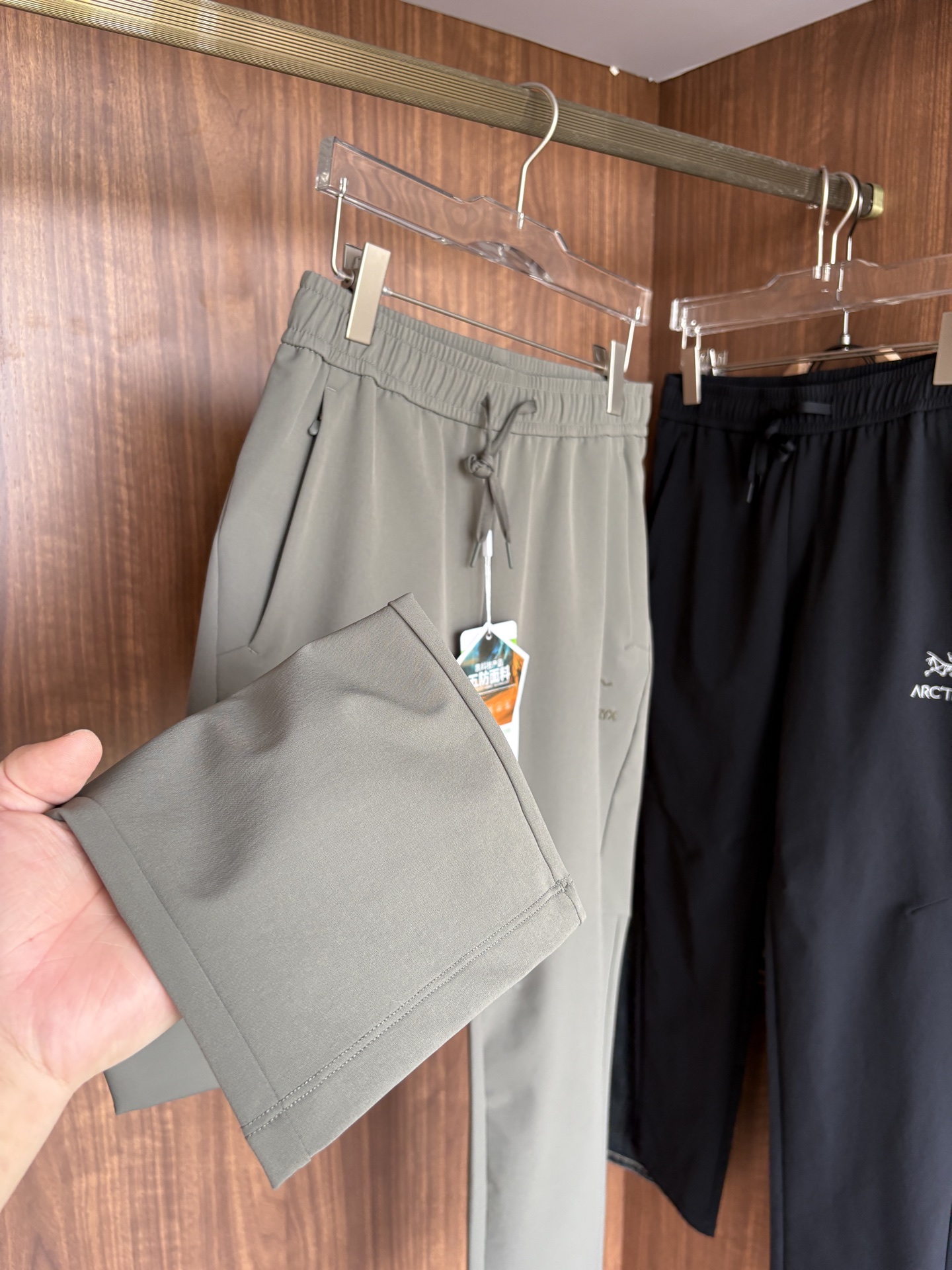 始祖2025夏季新款 秋冬休闲裤，专柜定制面料 透气舒适度高，细节无可挑剔，品牌元素设计理念，体现品质。