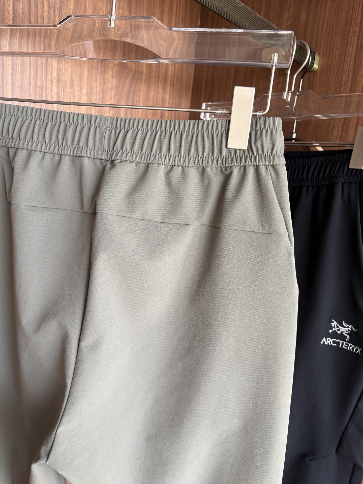 始祖2025夏季新款 秋冬休闲裤，专柜定制面料 透气舒适度高，细节无可挑剔，品牌元素设计理念，体现品质。