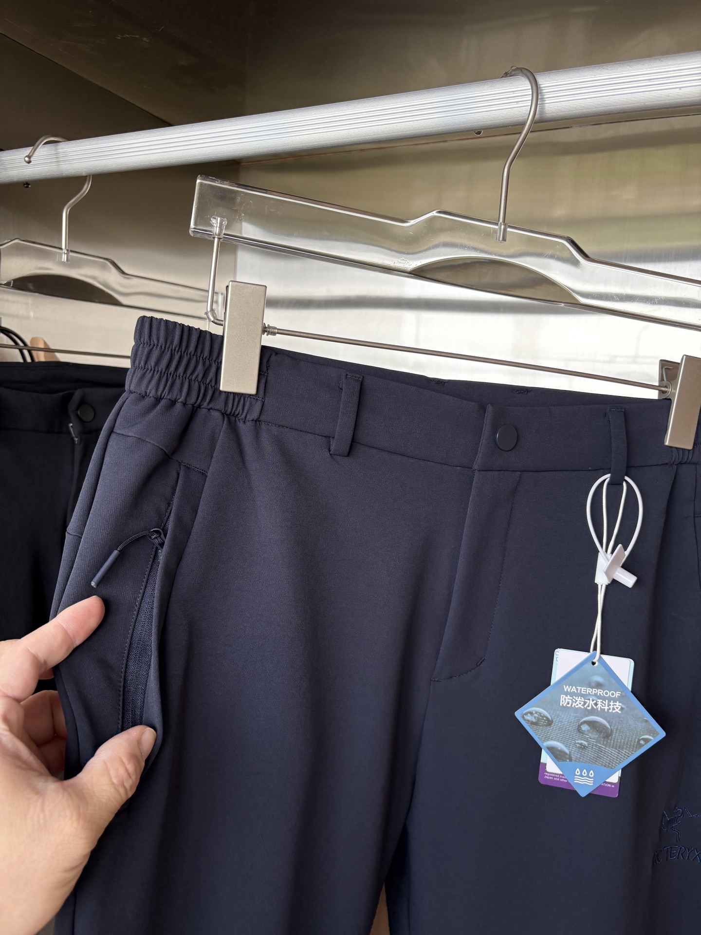 始祖2025夏季新款 秋冬休闲裤，专柜定制面料 透气舒适度高，细节无可挑剔，品牌元素设计理念，体现品质。